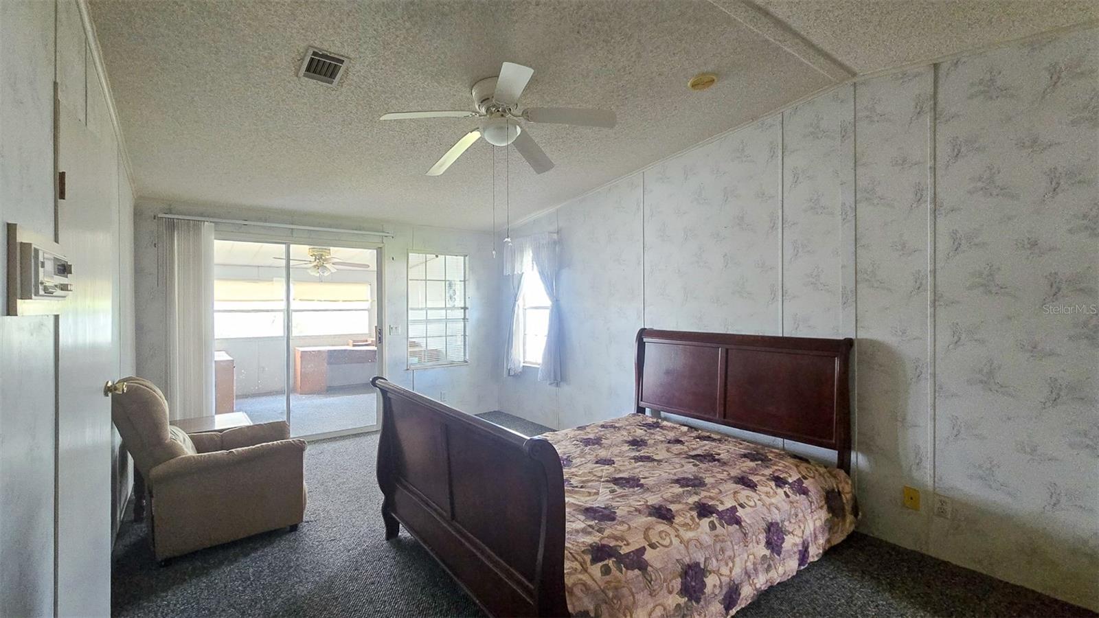 300 Beech Ct Property Photo 19