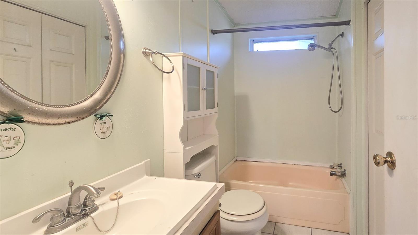 300 Beech Ct Property Photo 24