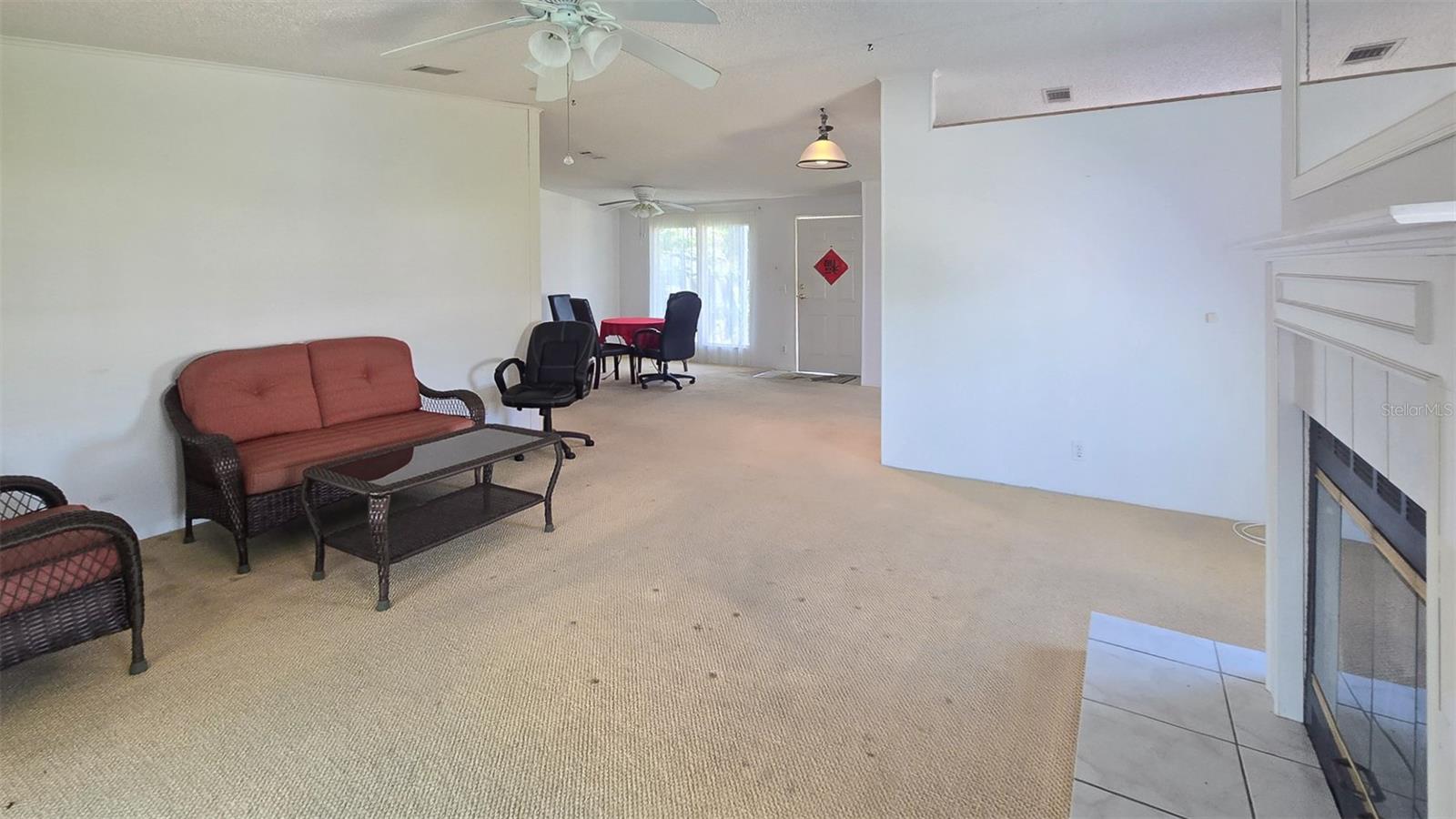 300 Beech Ct Property Photo 25