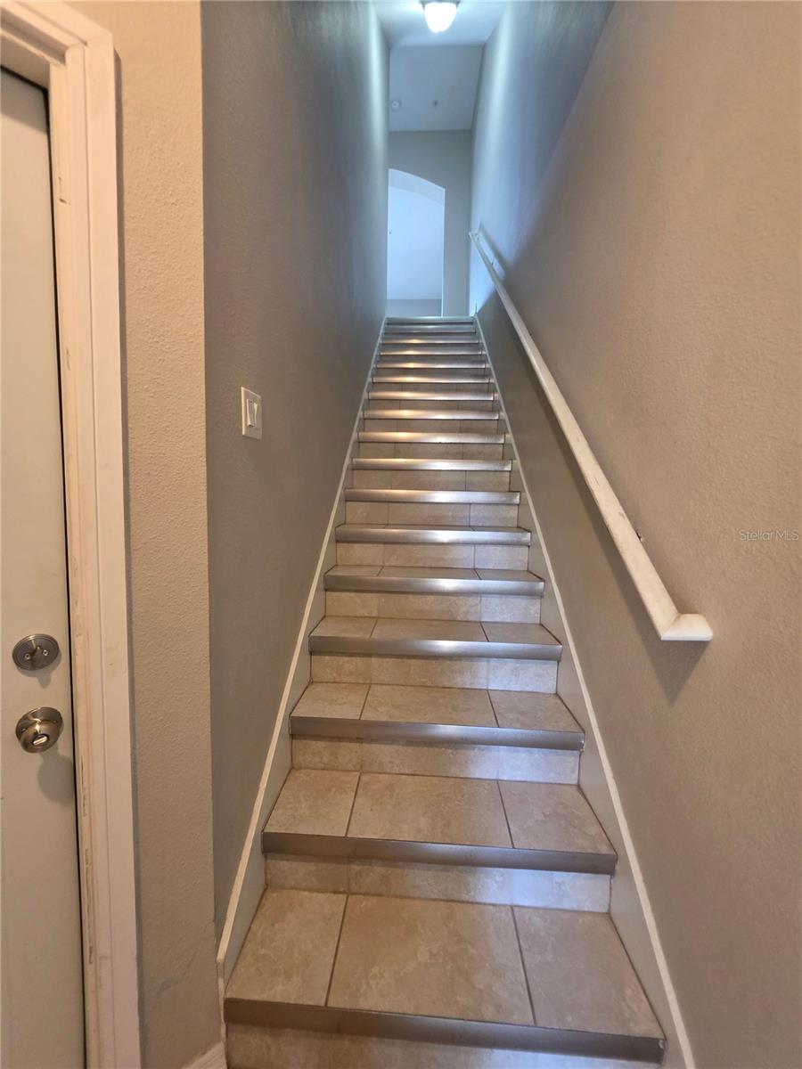 810 Callista Cay Loop Property Photo 4
