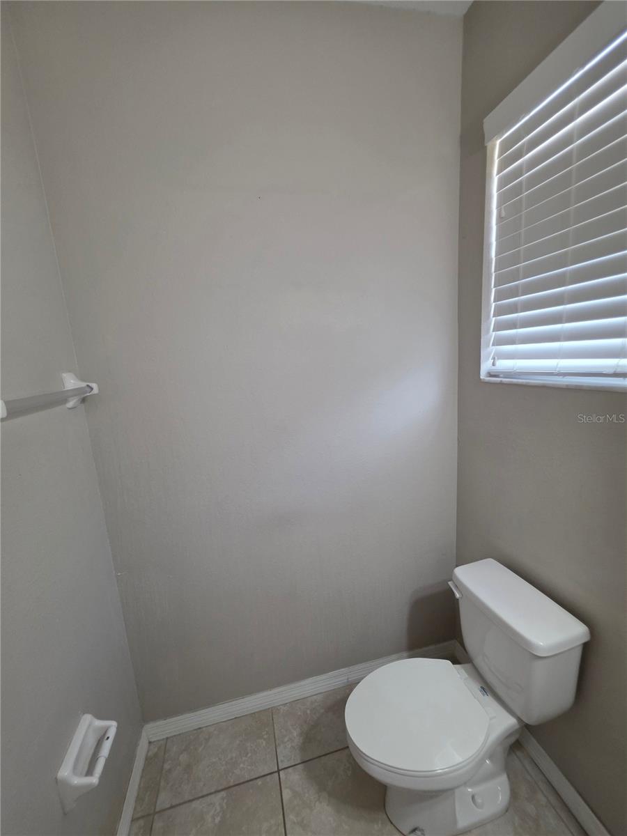 810 Callista Cay Loop Property Photo 12