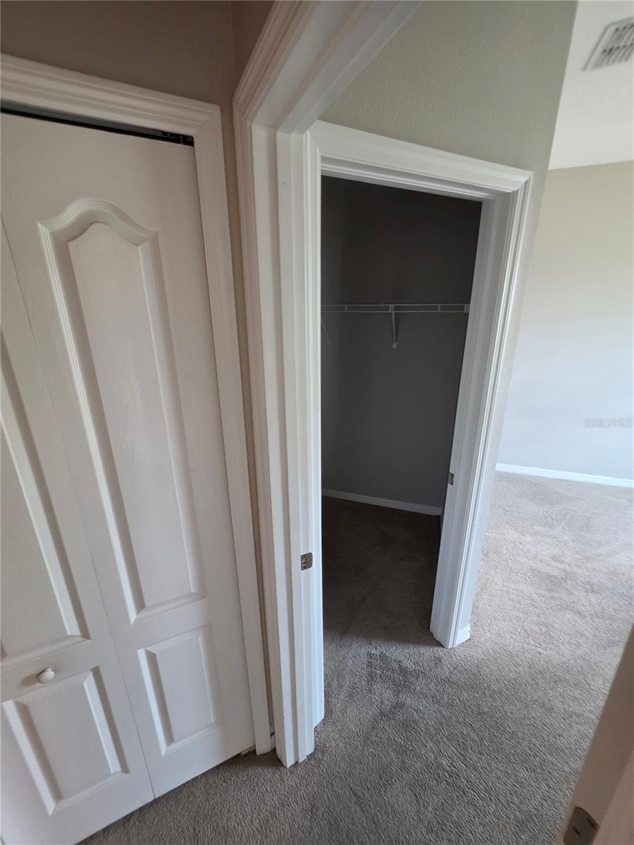 810 Callista Cay Loop Property Photo 19