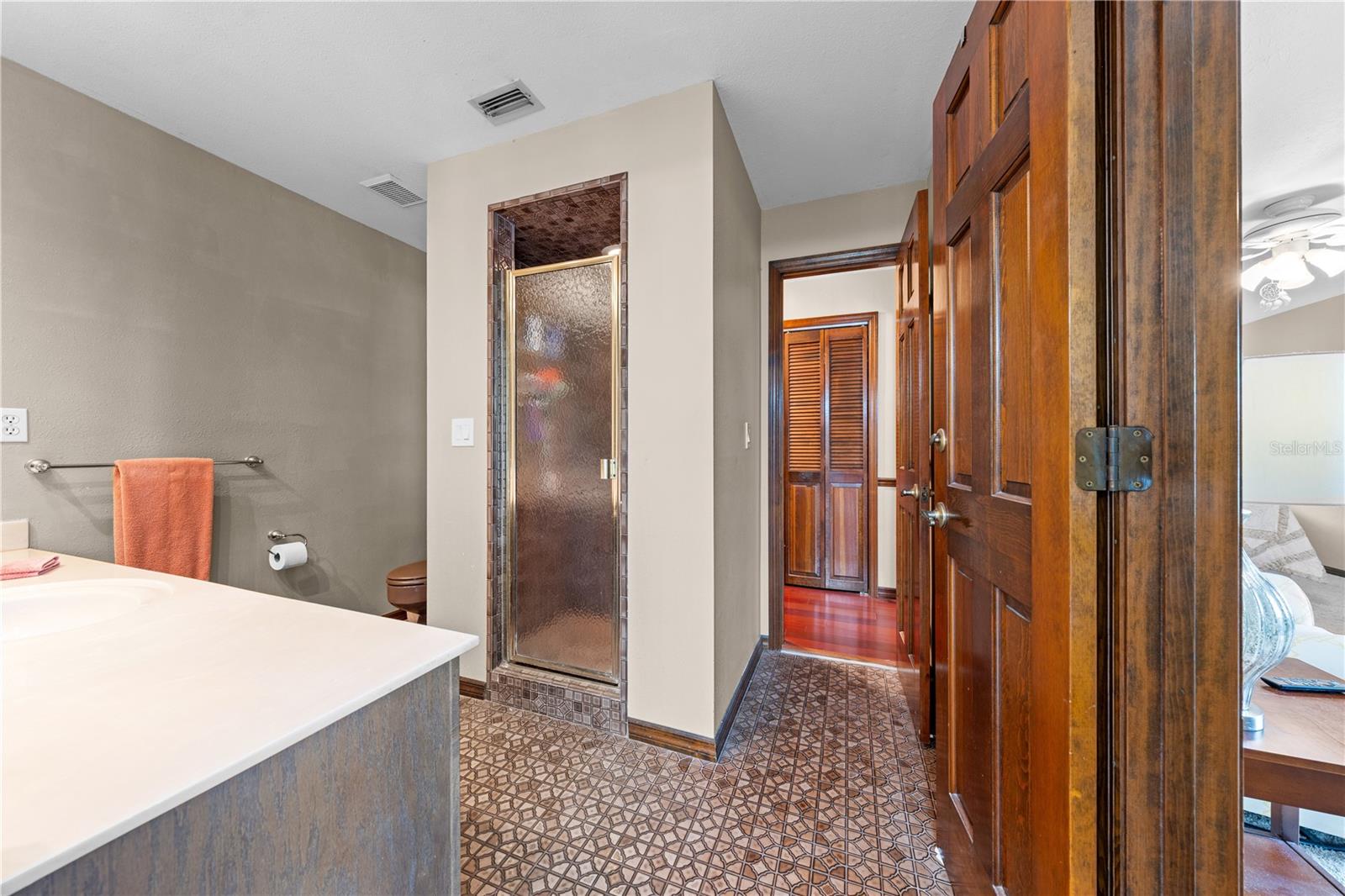 6770 Bay Shore Dr Property Photo 27