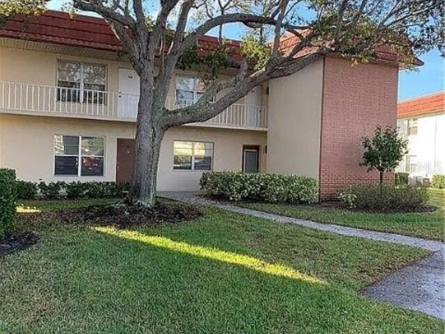 94 Spring Lake Dr #203 Property Photo 7