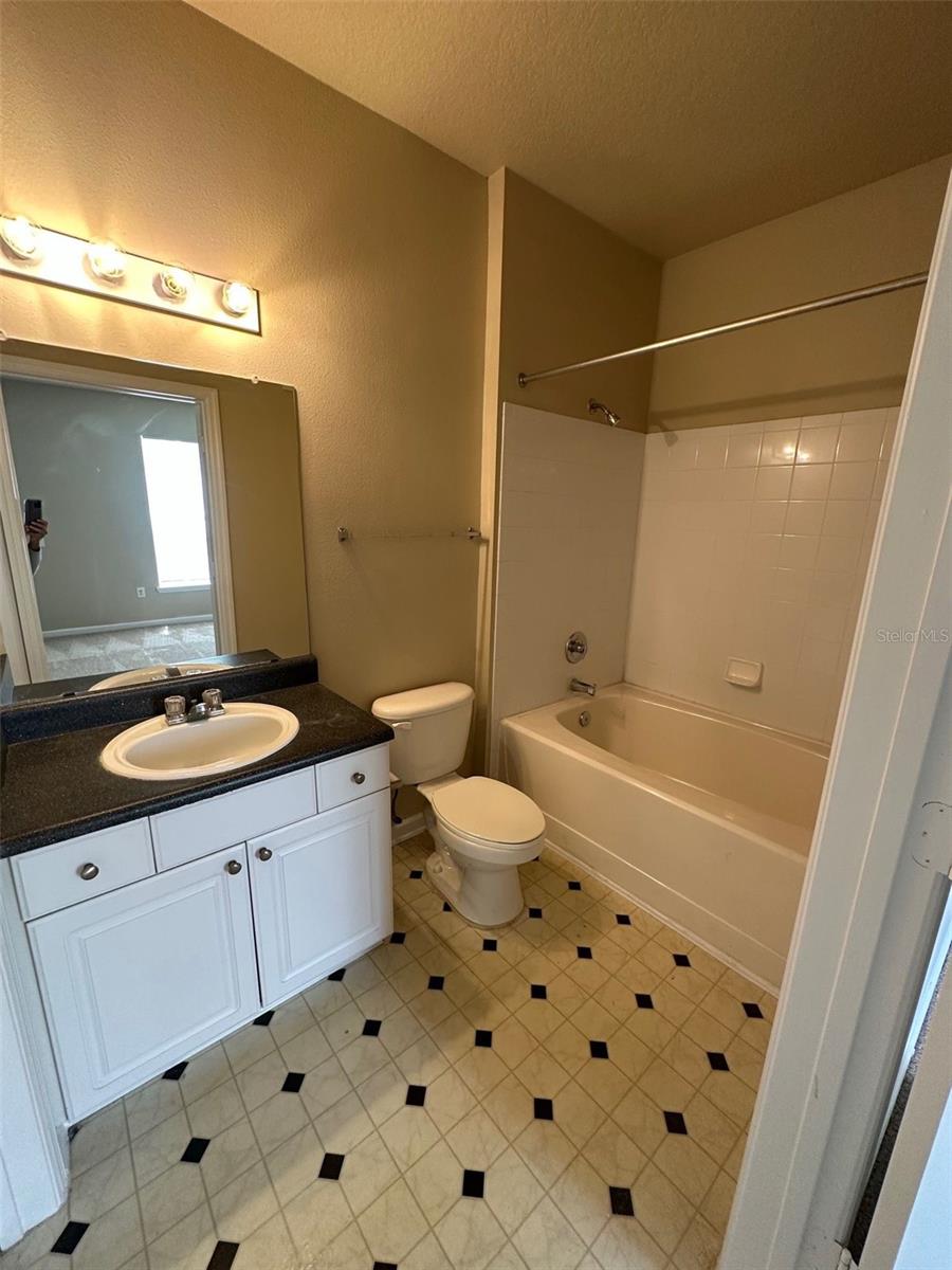 8836 Villa View Cir #201 Property Photo 17