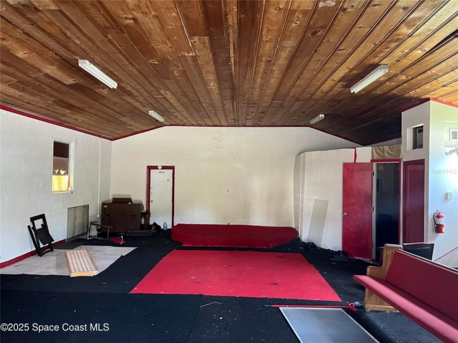 929 S Deleon Ave Property Photo 8