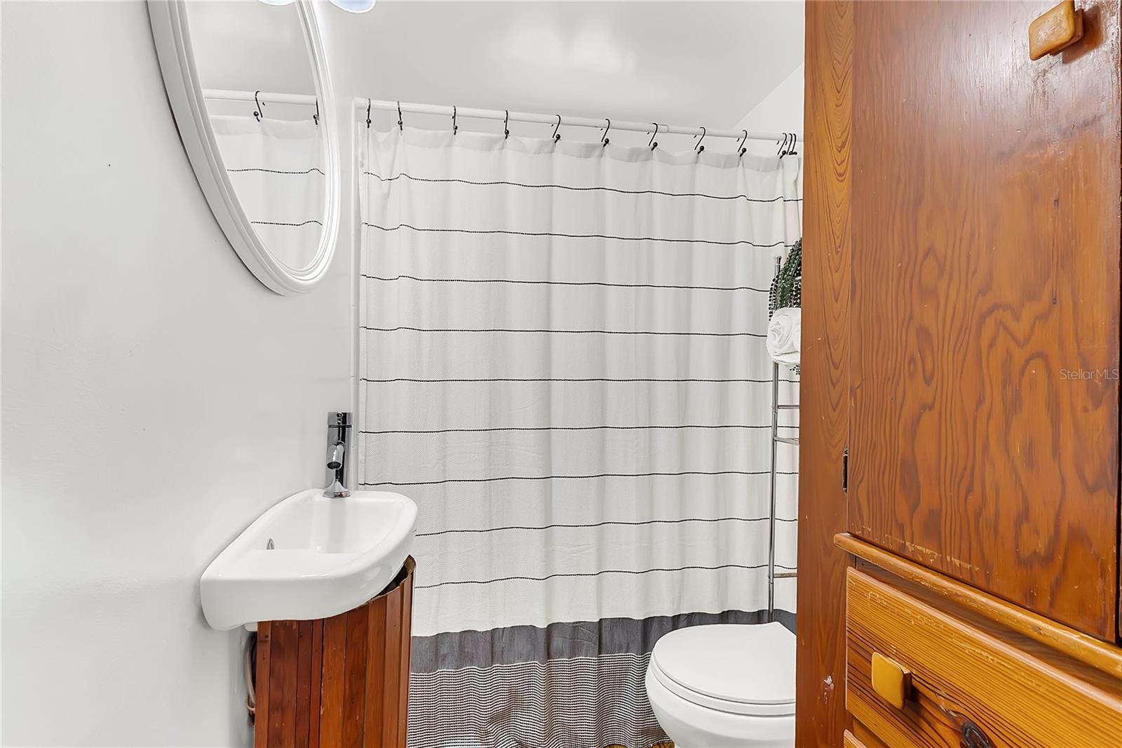 3560 Martin Ave Property Photo 17