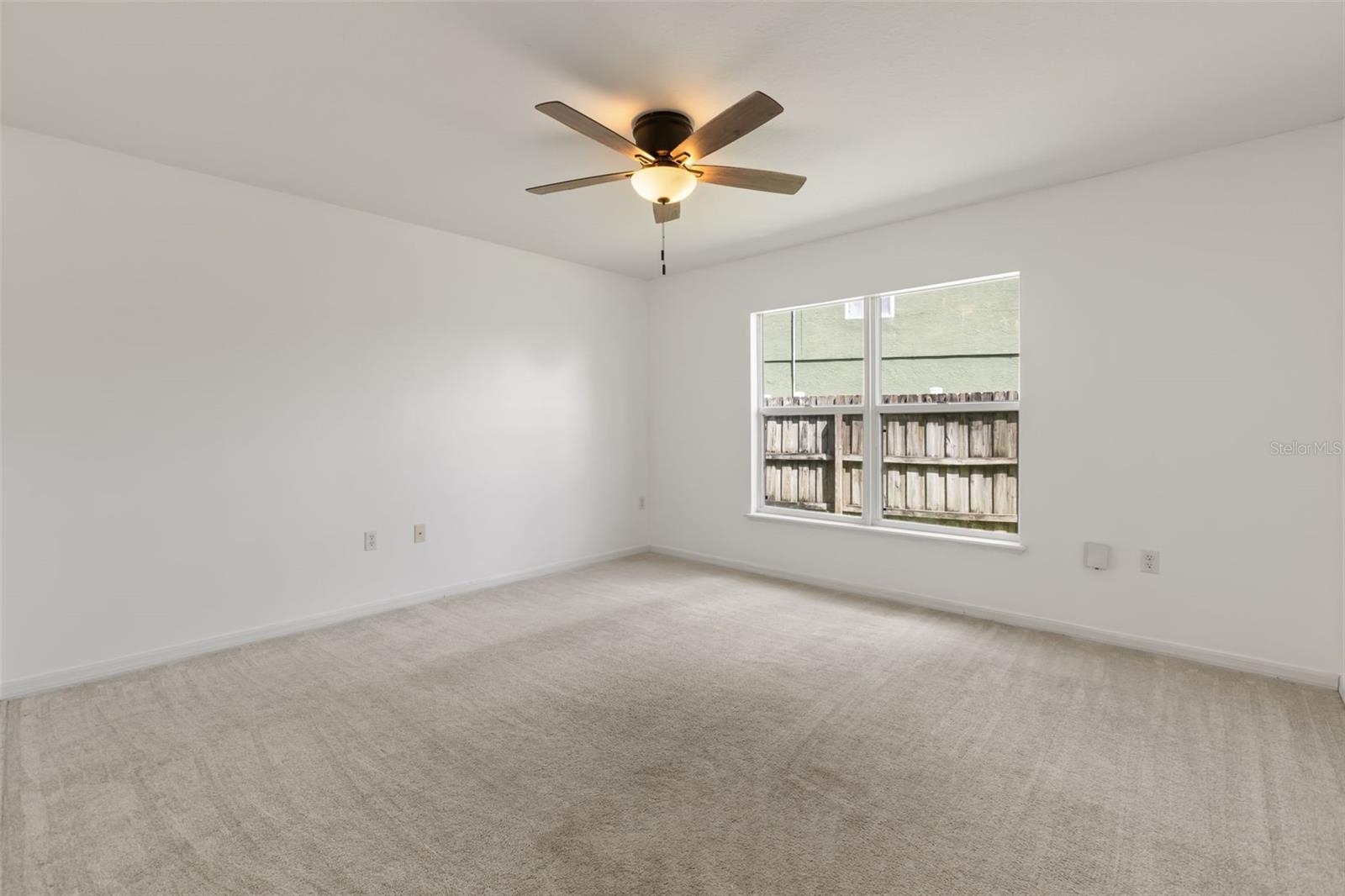 1915 Corner Crest Ct Property Photo 19