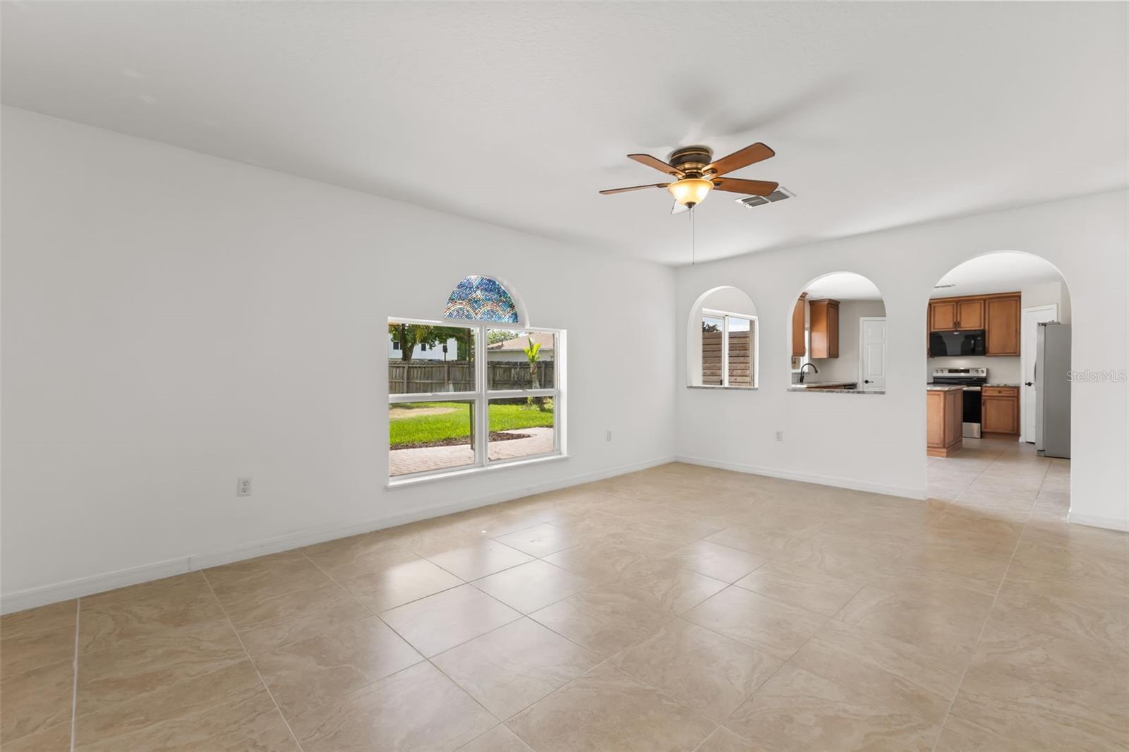 1915 Corner Crest Ct Property Photo 24
