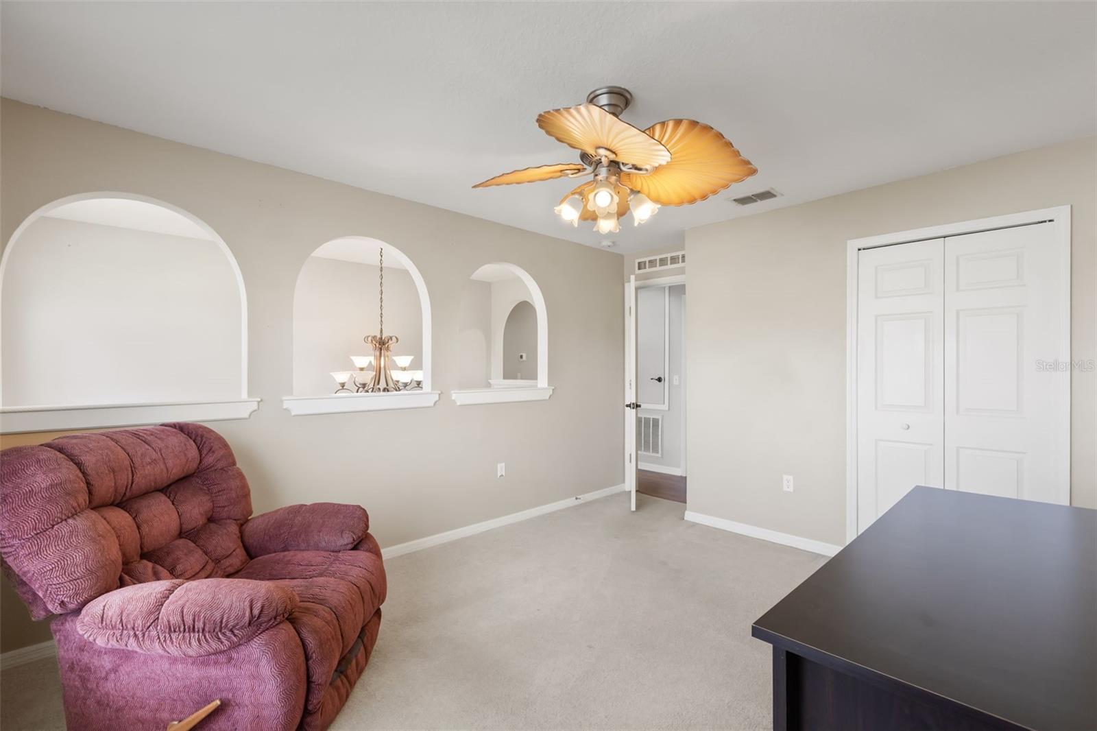 1915 Corner Crest Ct Property Photo 26