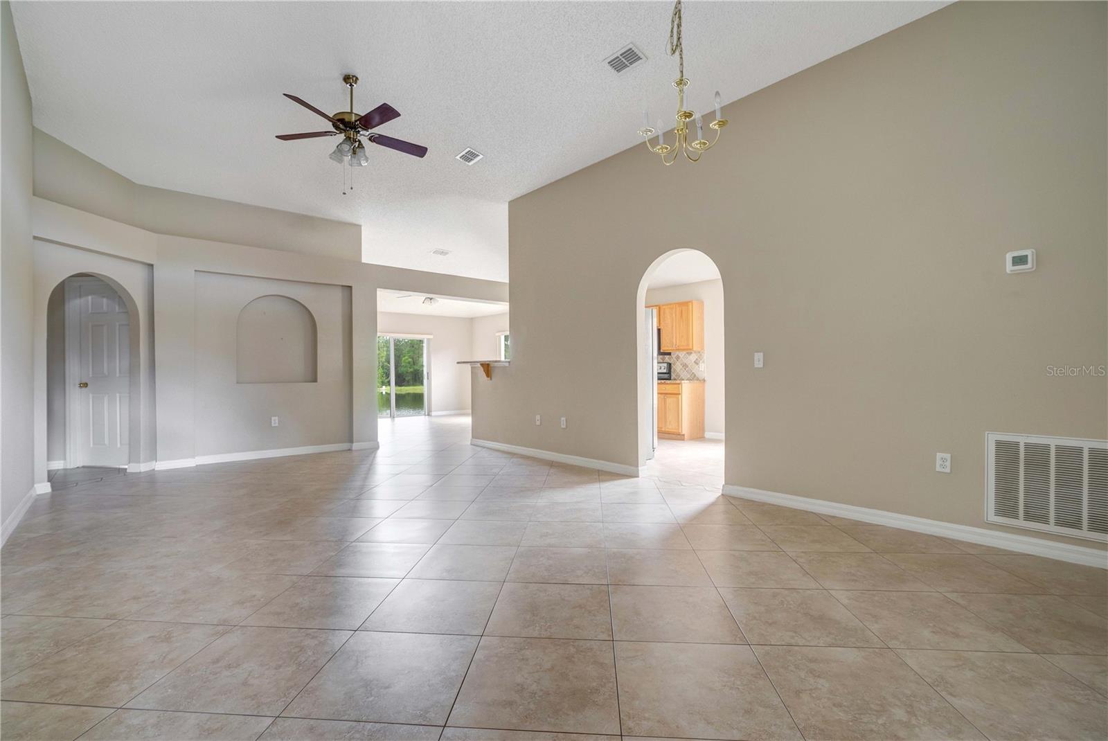 1845 Corner Meadow Cir Property Photo 2