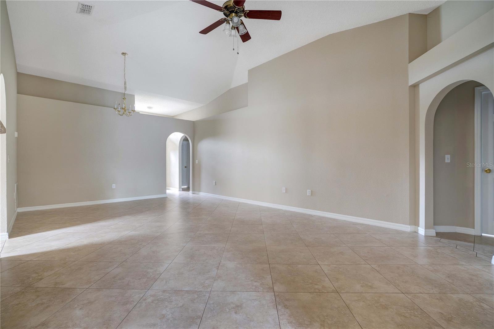 1845 Corner Meadow Cir Property Photo 4