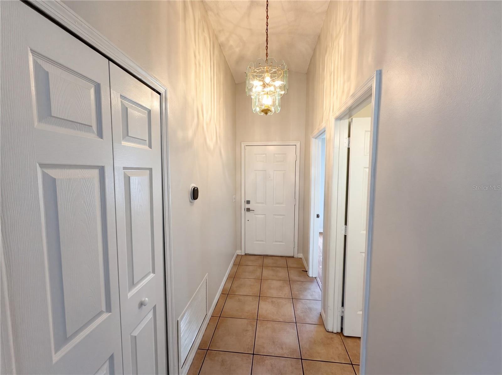 9814 Dean Cove Ln Property Photo 8
