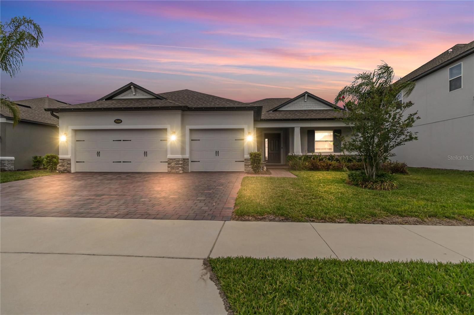 2510 CEDAR SHAKE CT