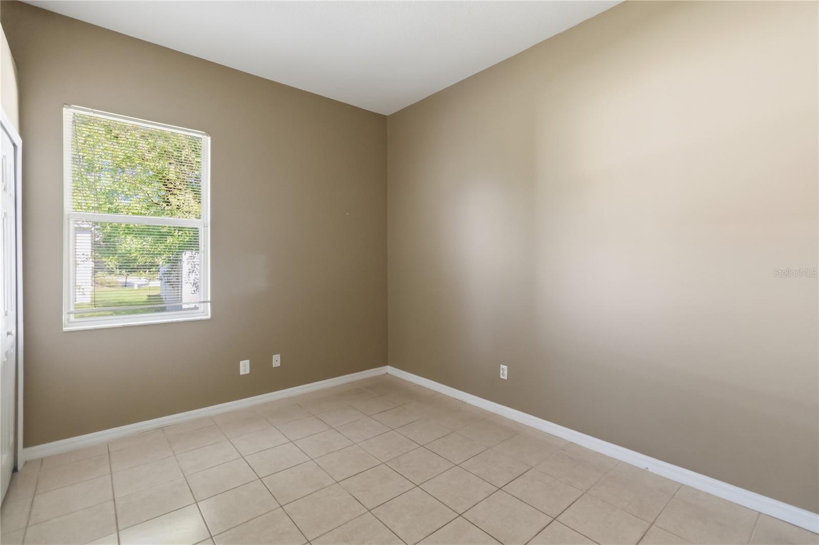 677 Buckhaven Loop Property Photo 19