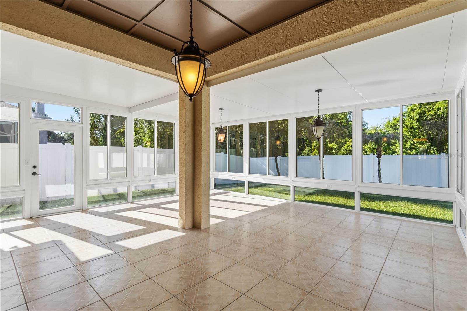 677 Buckhaven Loop Property Photo 31