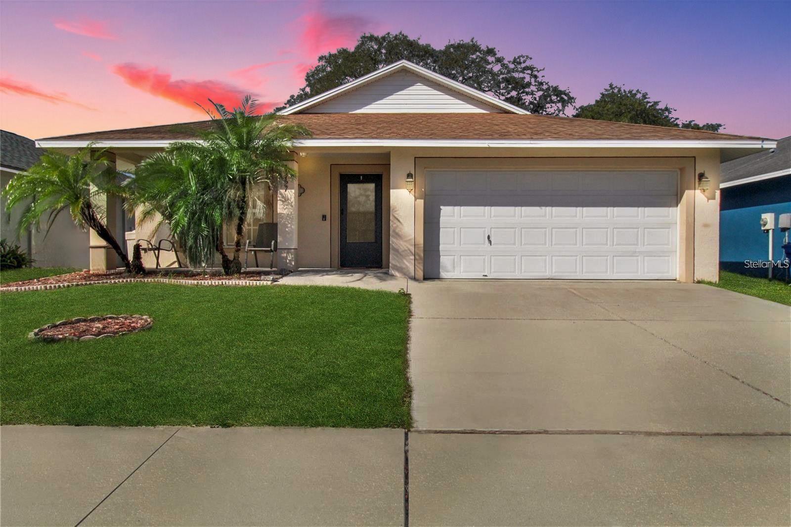 15427 Winter Breeze Ln Property Photo 1