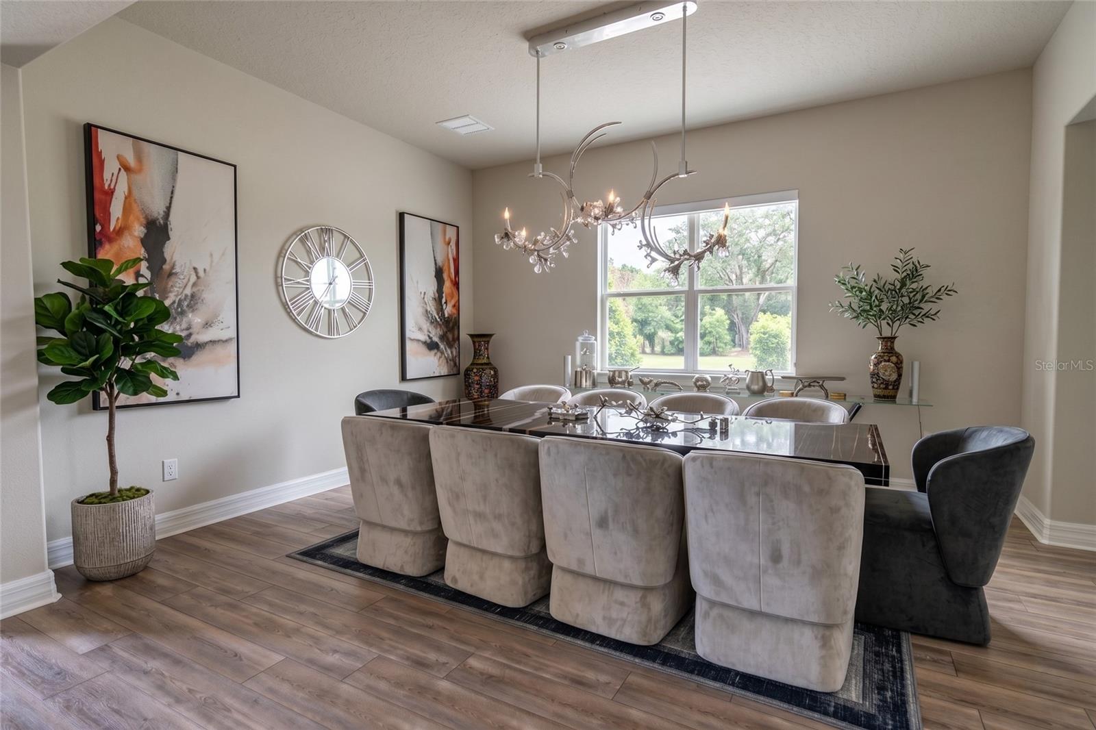 8059 Leaf Grove Cir Property Photo 6