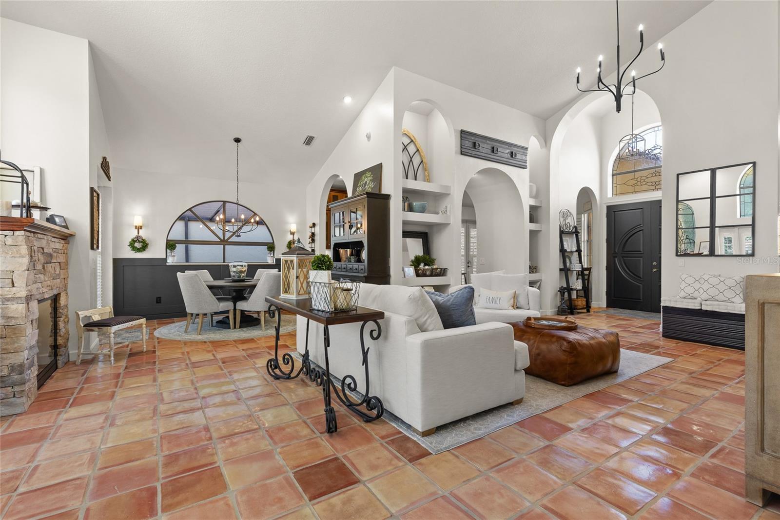 2428 Via Genova Property Photo 11