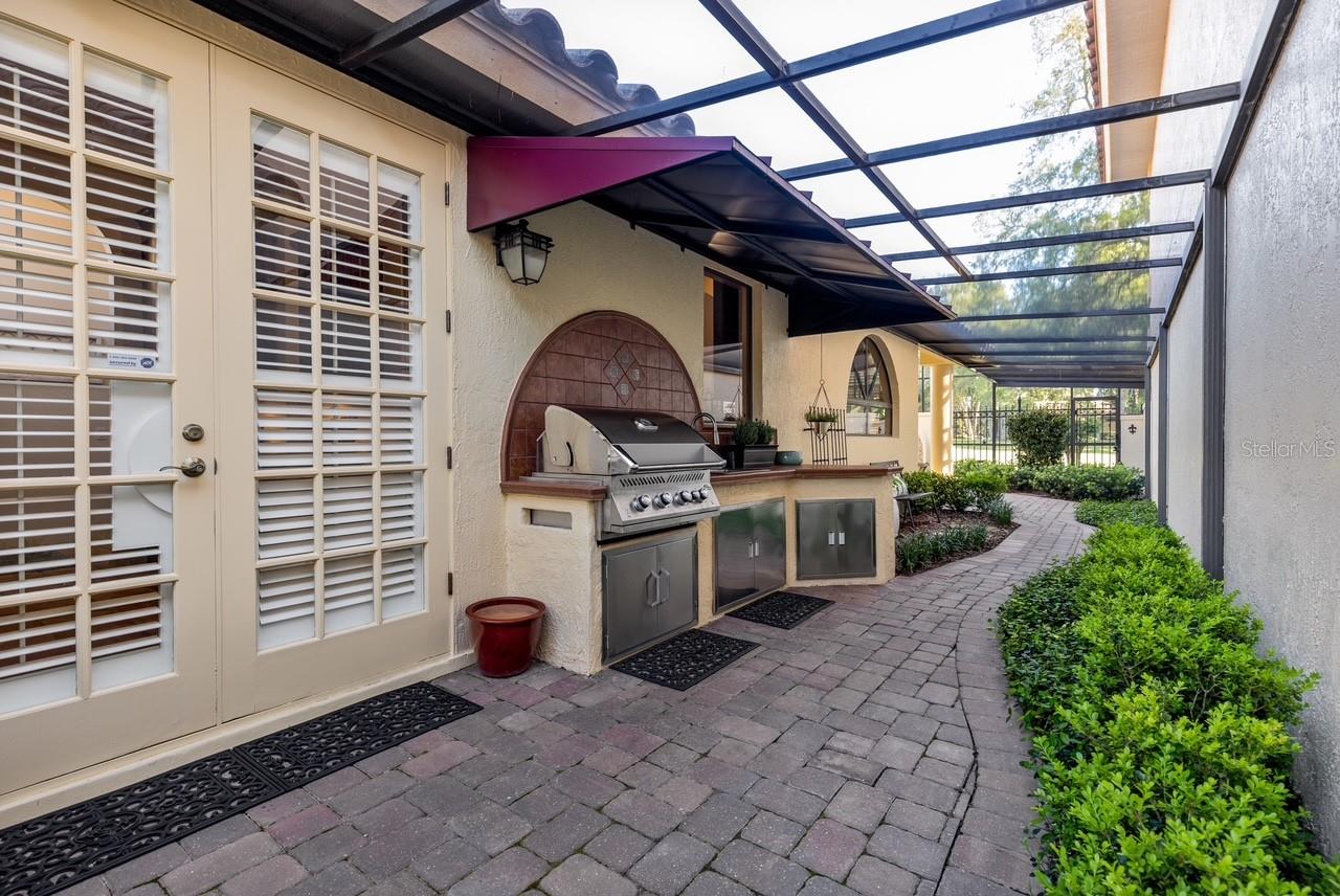 2428 Via Genova Property Photo 35