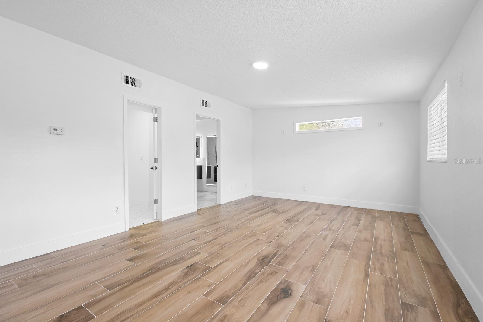 1511 E Horatio Ave Property Photo 5