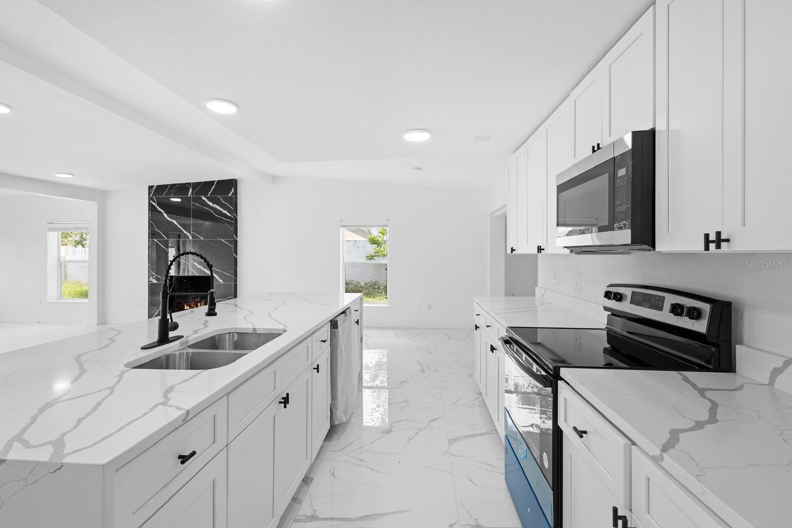 1511 E Horatio Ave Property Photo 10