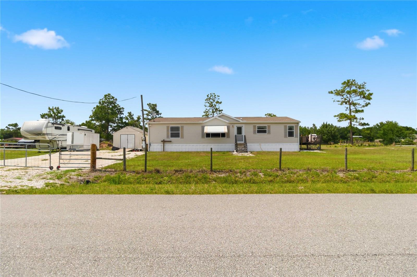 9109 Atlas Dr Property Photo 8