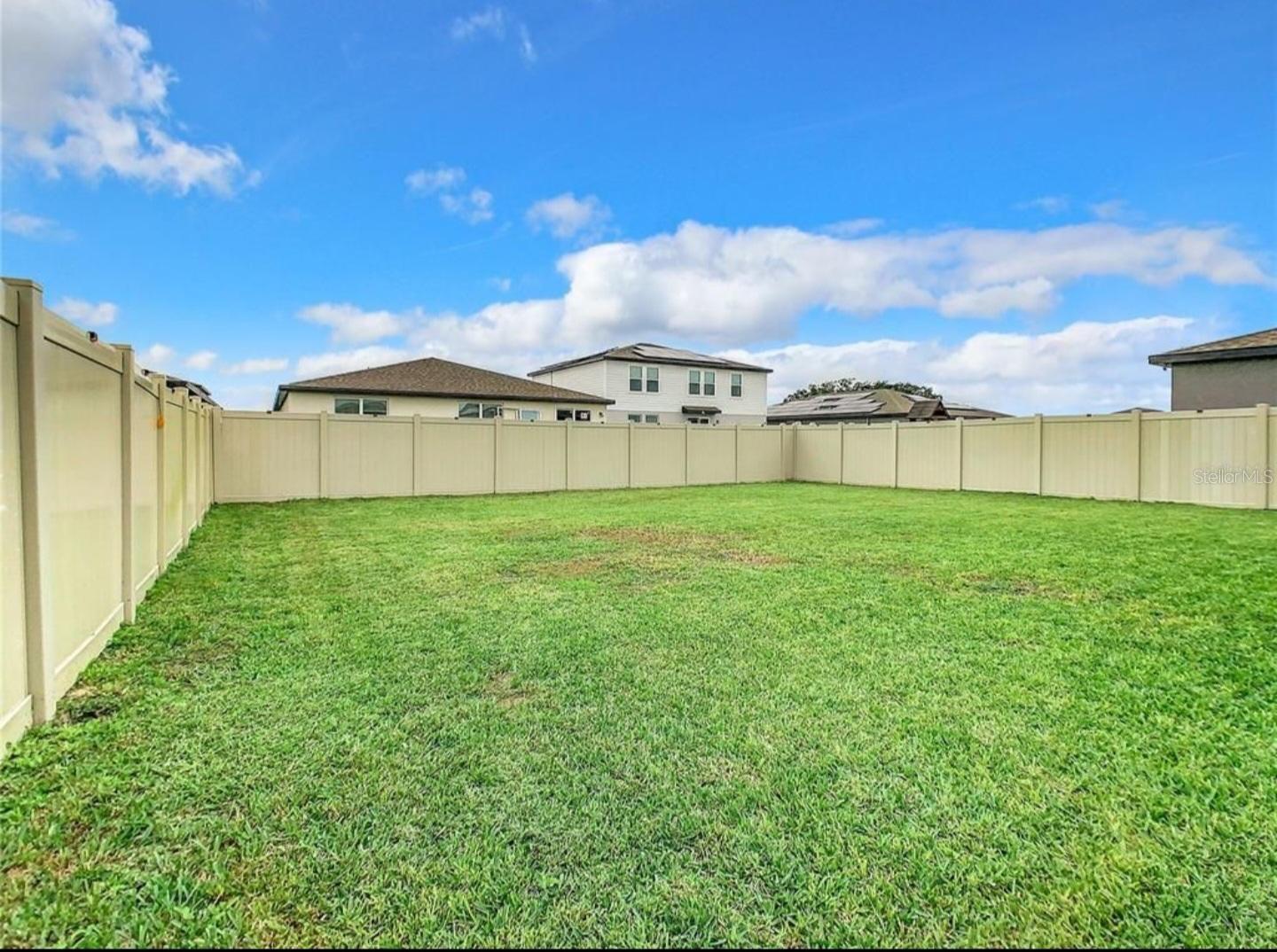 1210 Zambrana Ct Property Photo 6