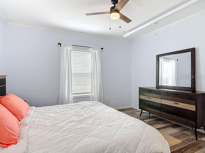 102 Ash St Property Photo 17