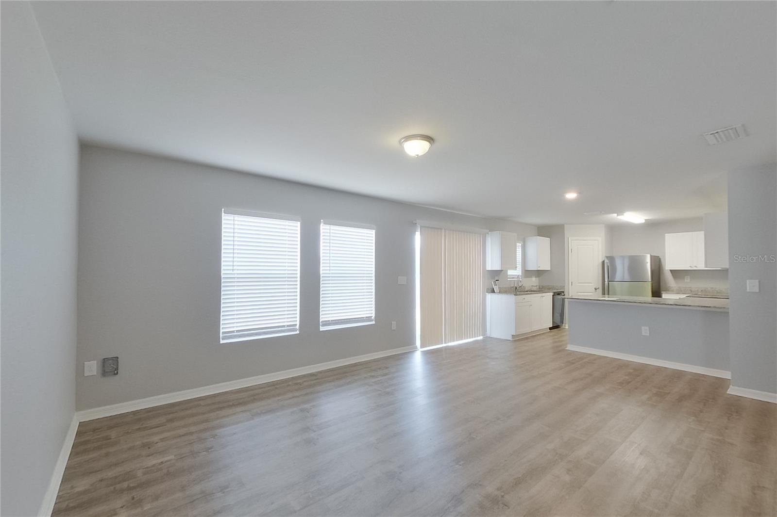 2227 Nw 11th Ct Property Photo 5