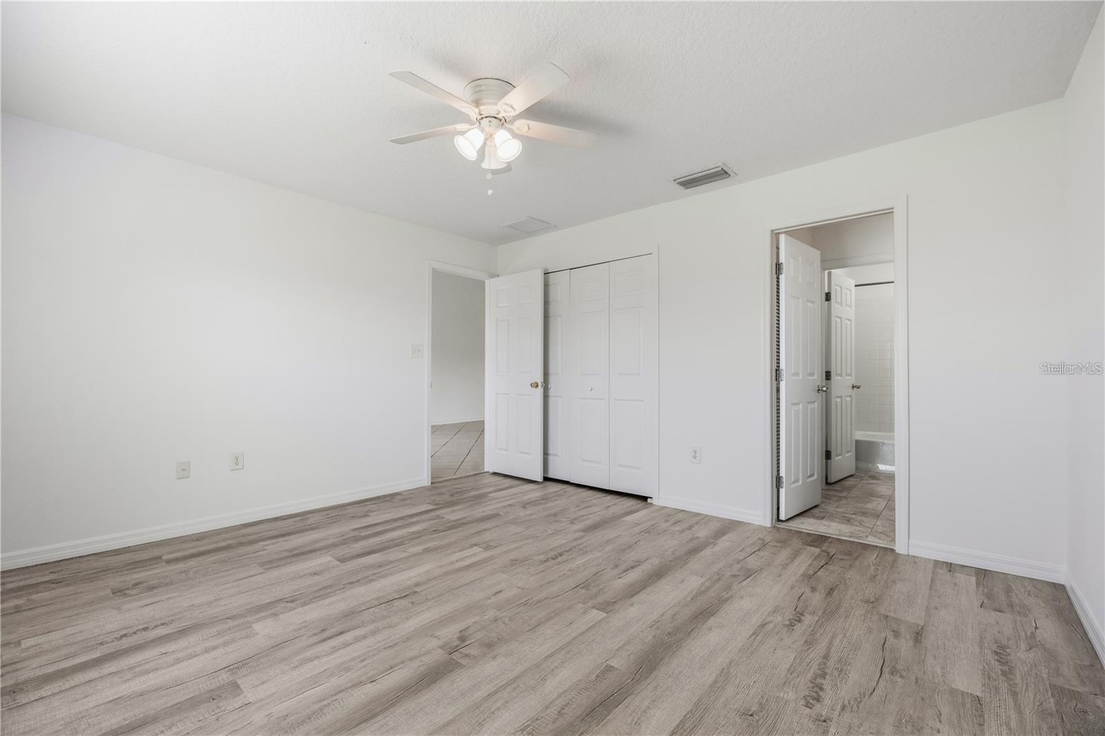 1134 Villa Ln #95 Property Photo 8