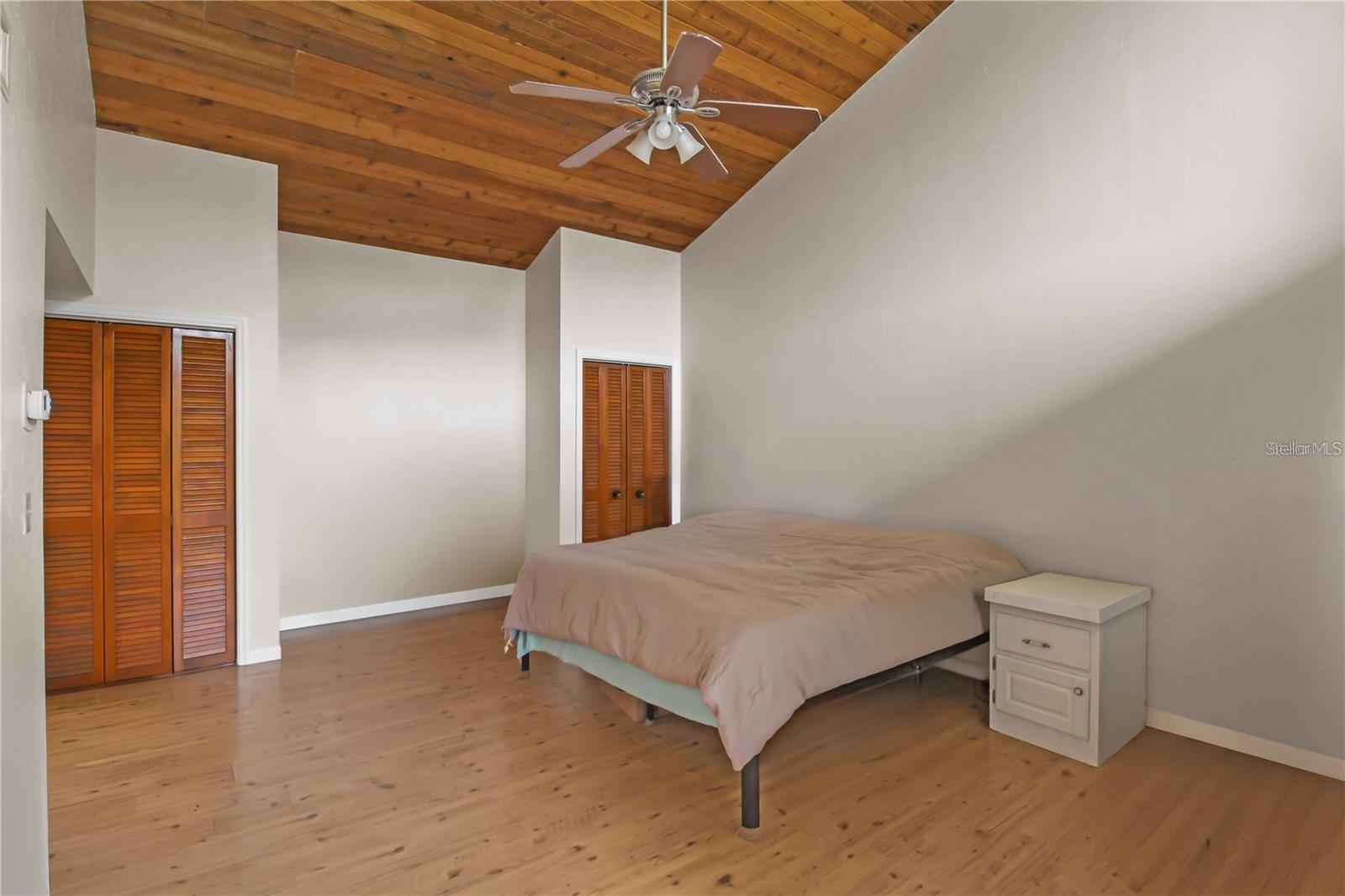 3566 Camelot Dr #6 Property Photo 10