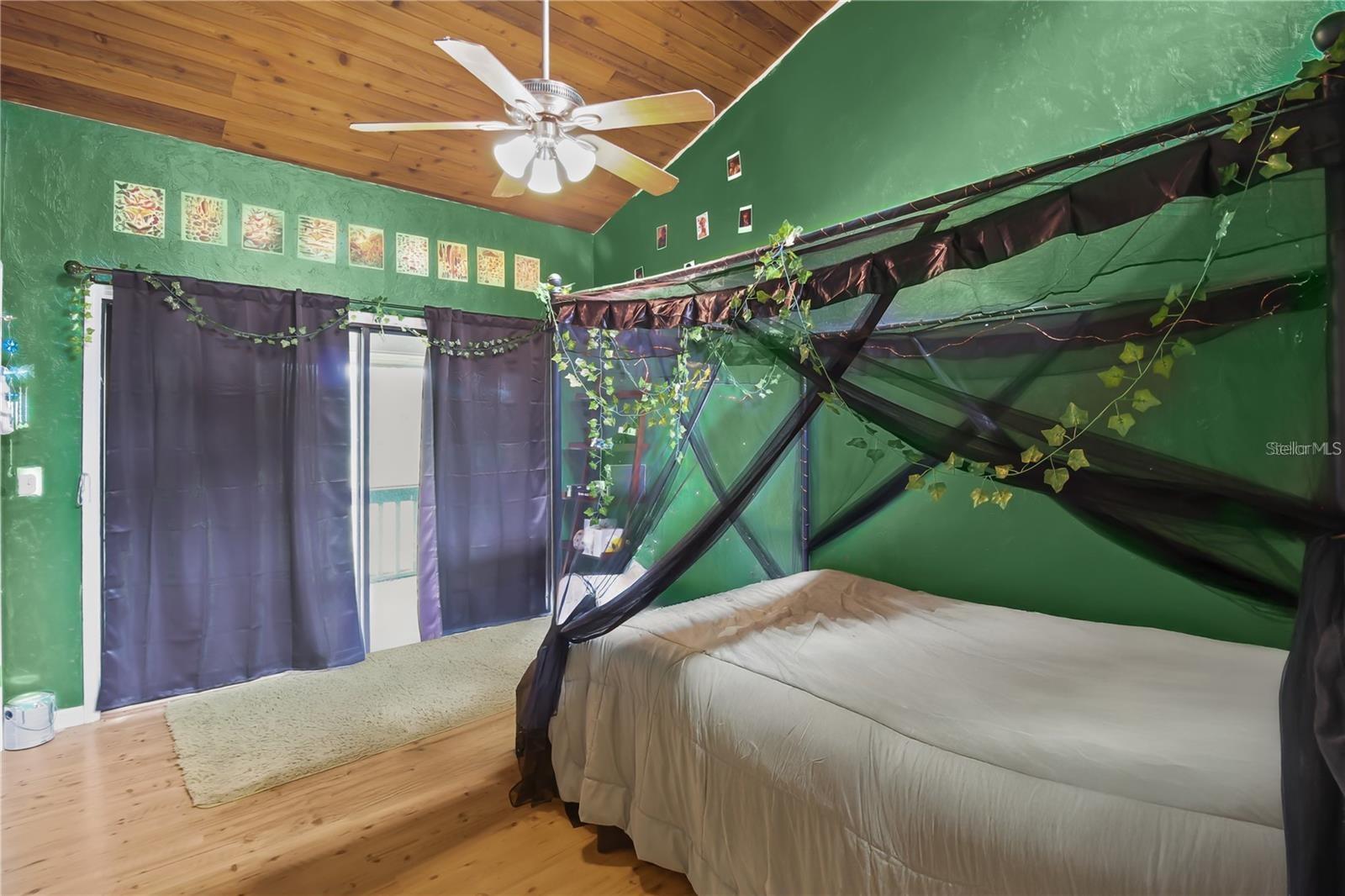 3566 Camelot Dr #6 Property Photo 13