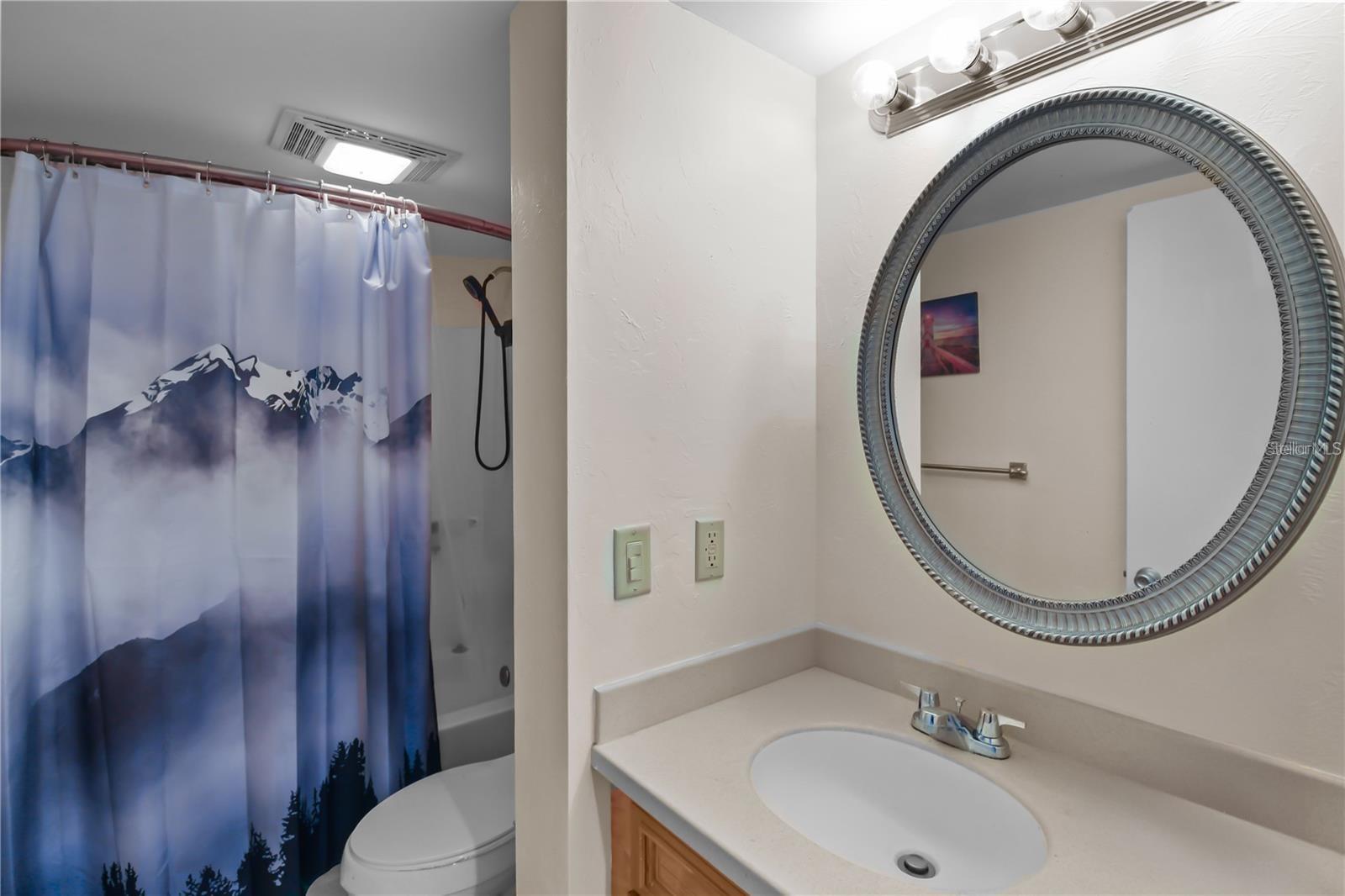 3566 Camelot Dr #6 Property Photo 15