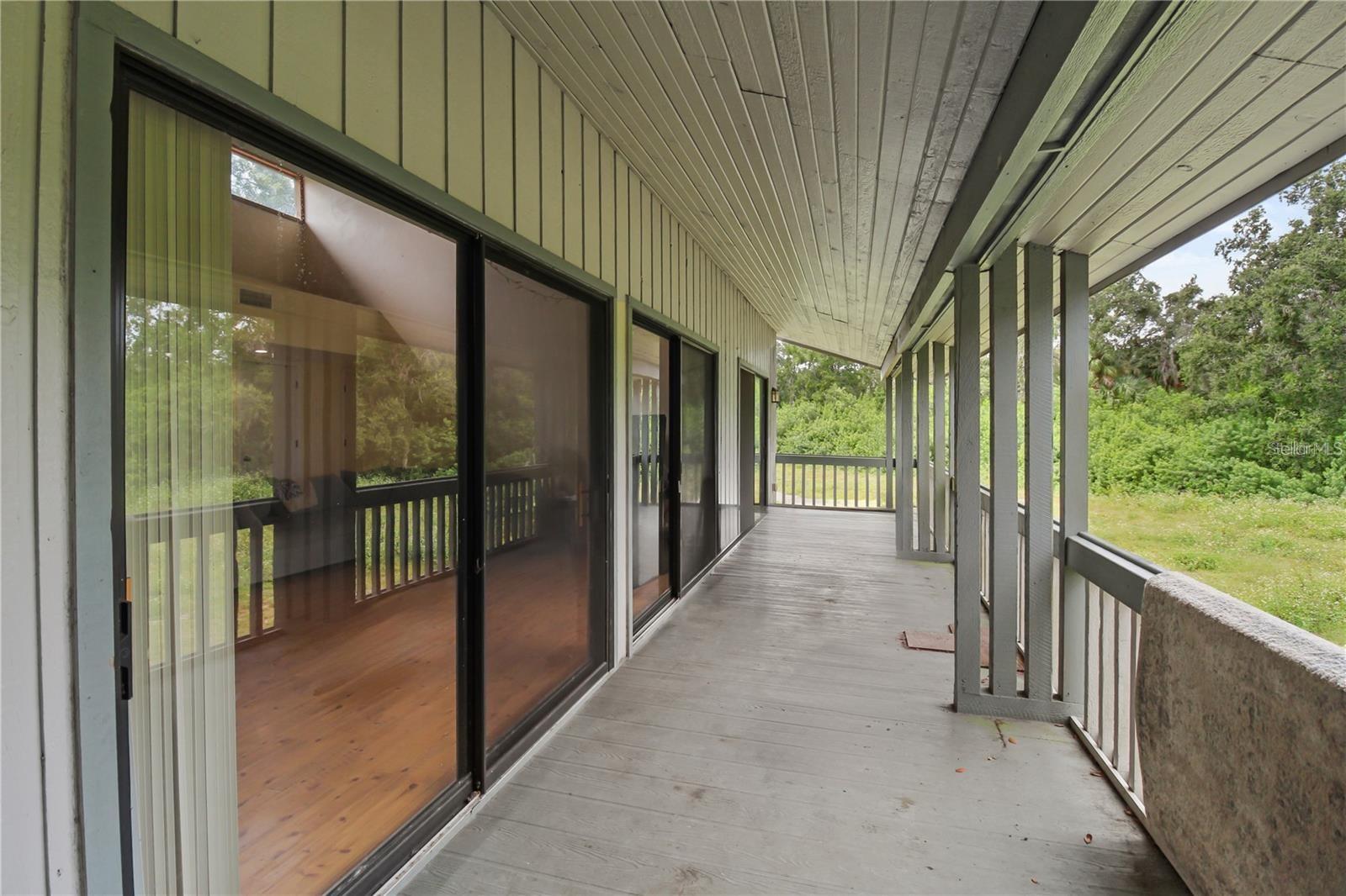 3566 Camelot Dr #6 Property Photo 17
