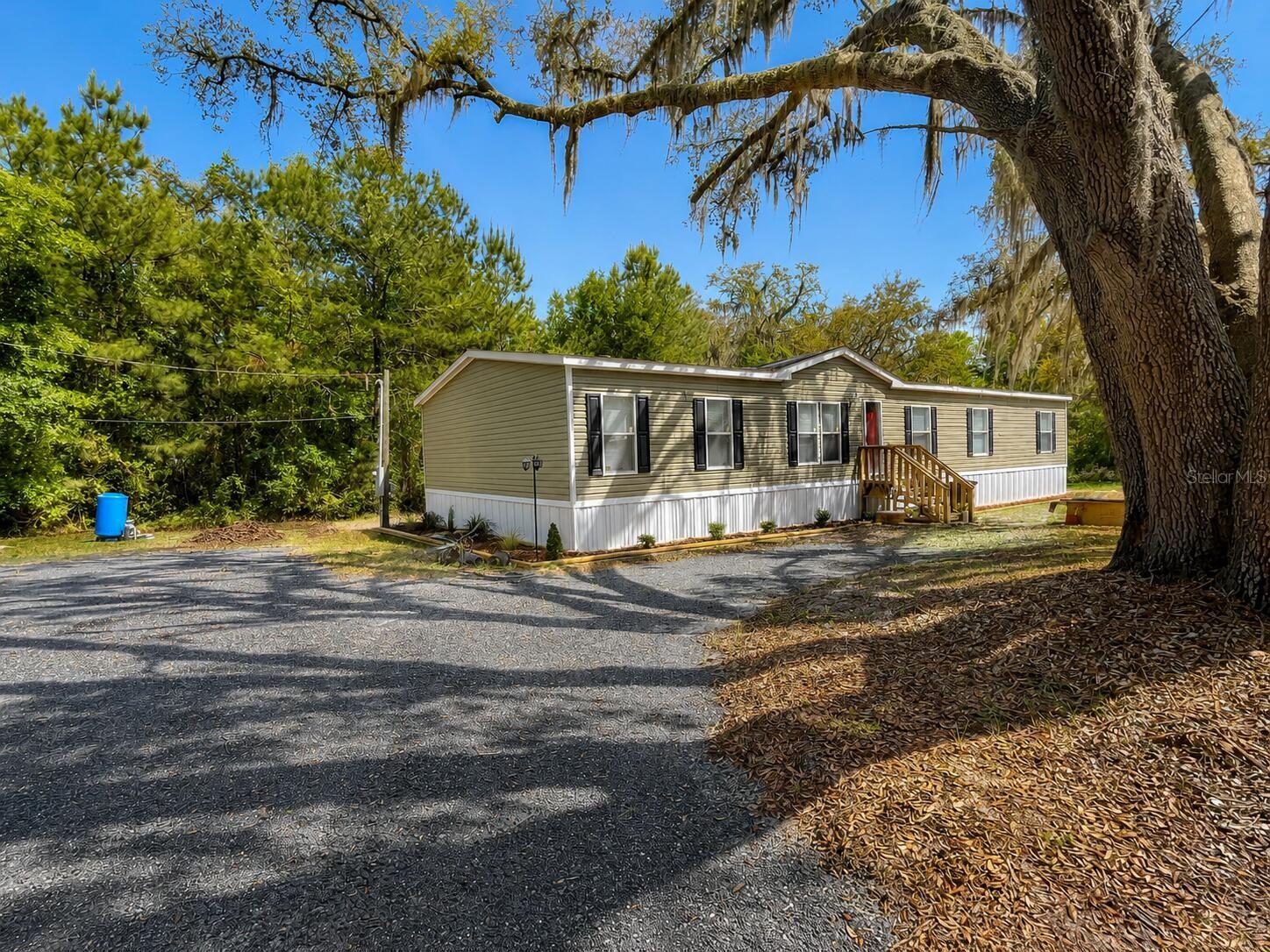 276 Nw Battle Hill Ln Property Photo 1