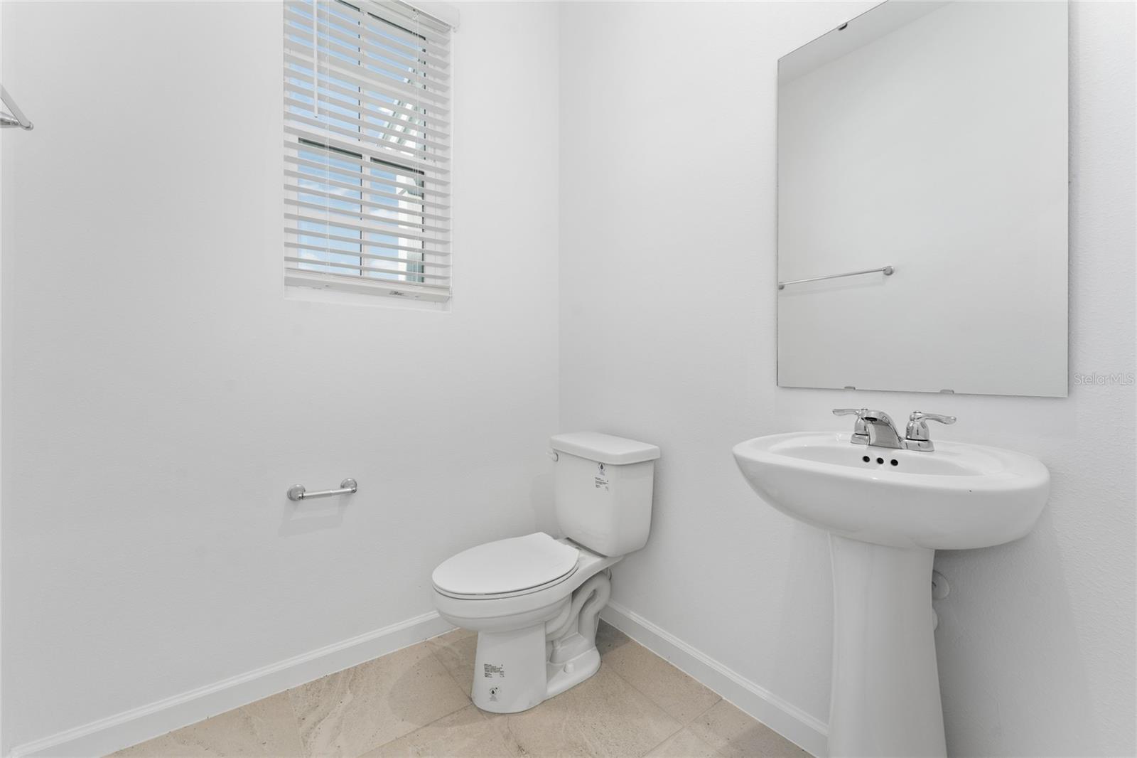 2426 Celebration Blvd Property Photo 9