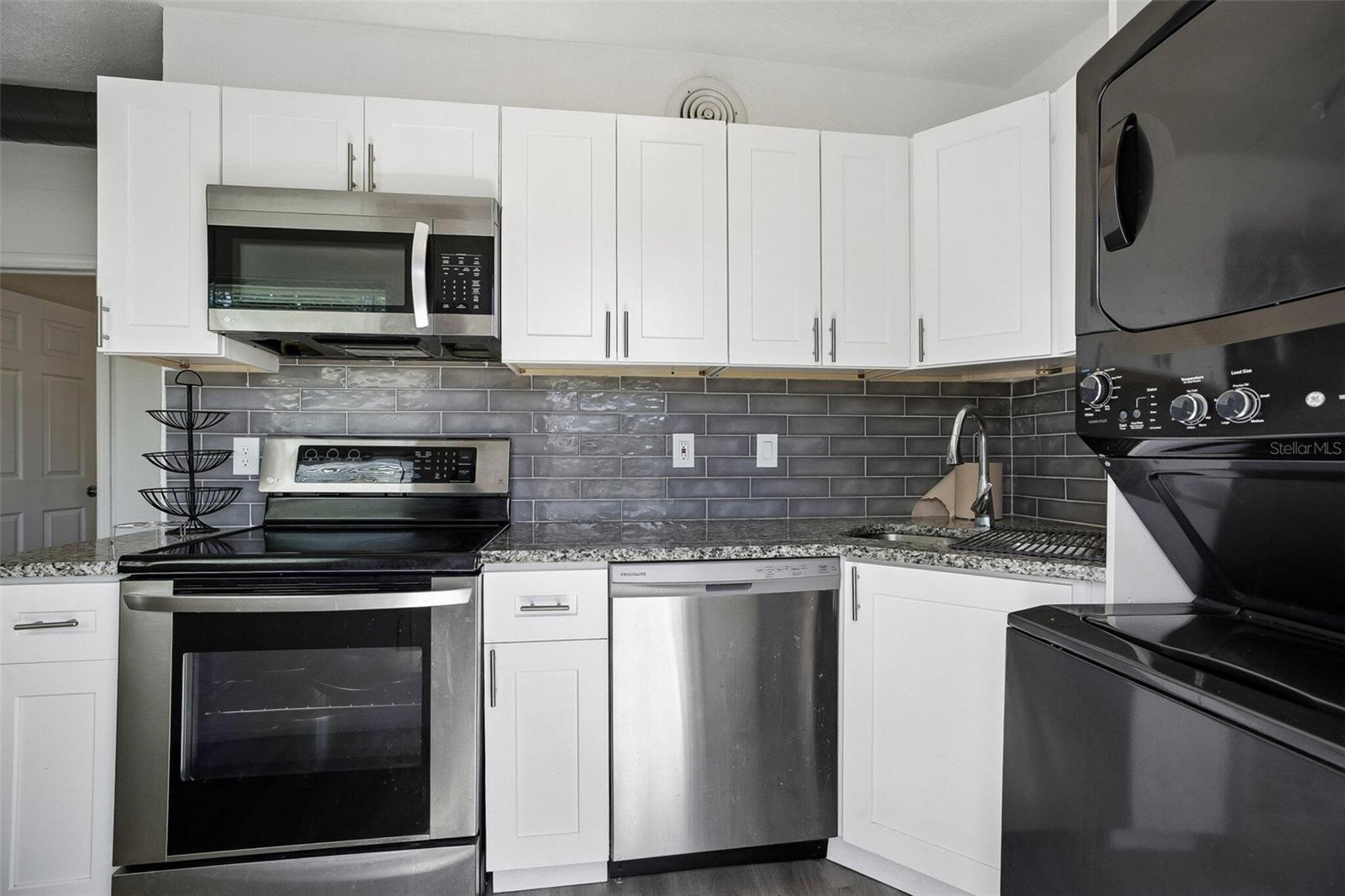 2321 Ednor St Property Photo 13
