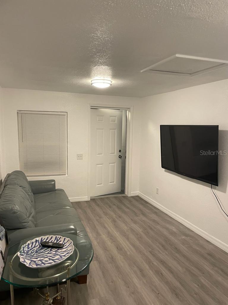 2321 Ednor St Property Photo 23