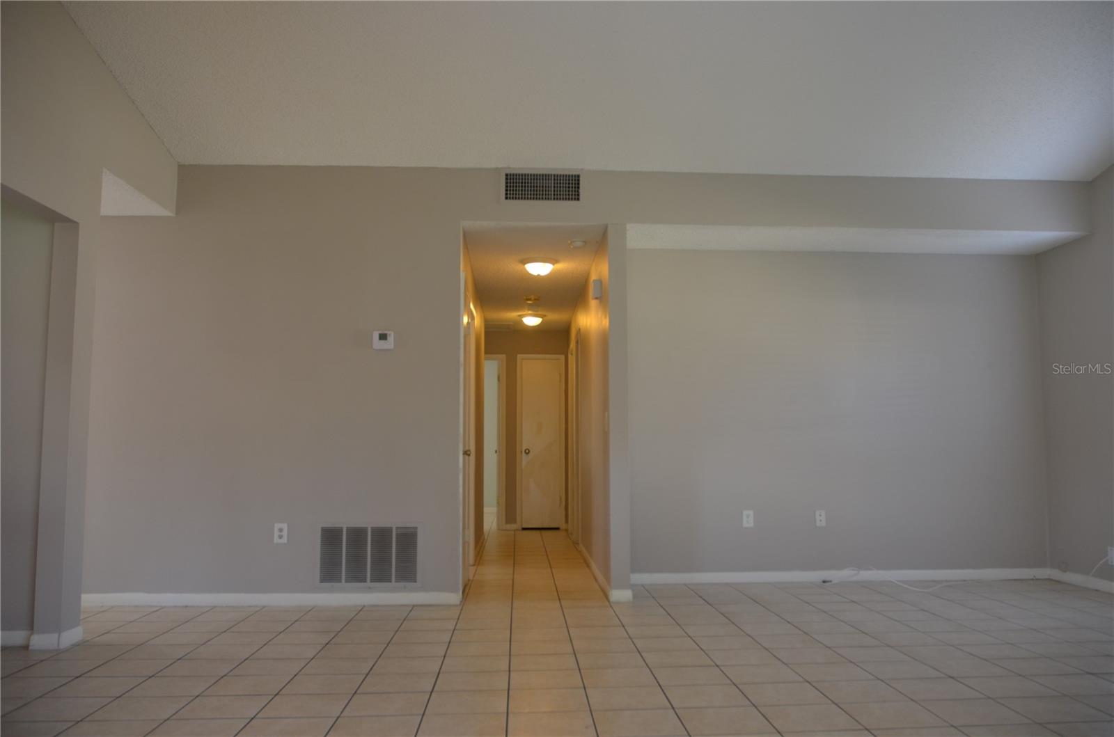 2887 N Bermuda Ave Property Photo 6