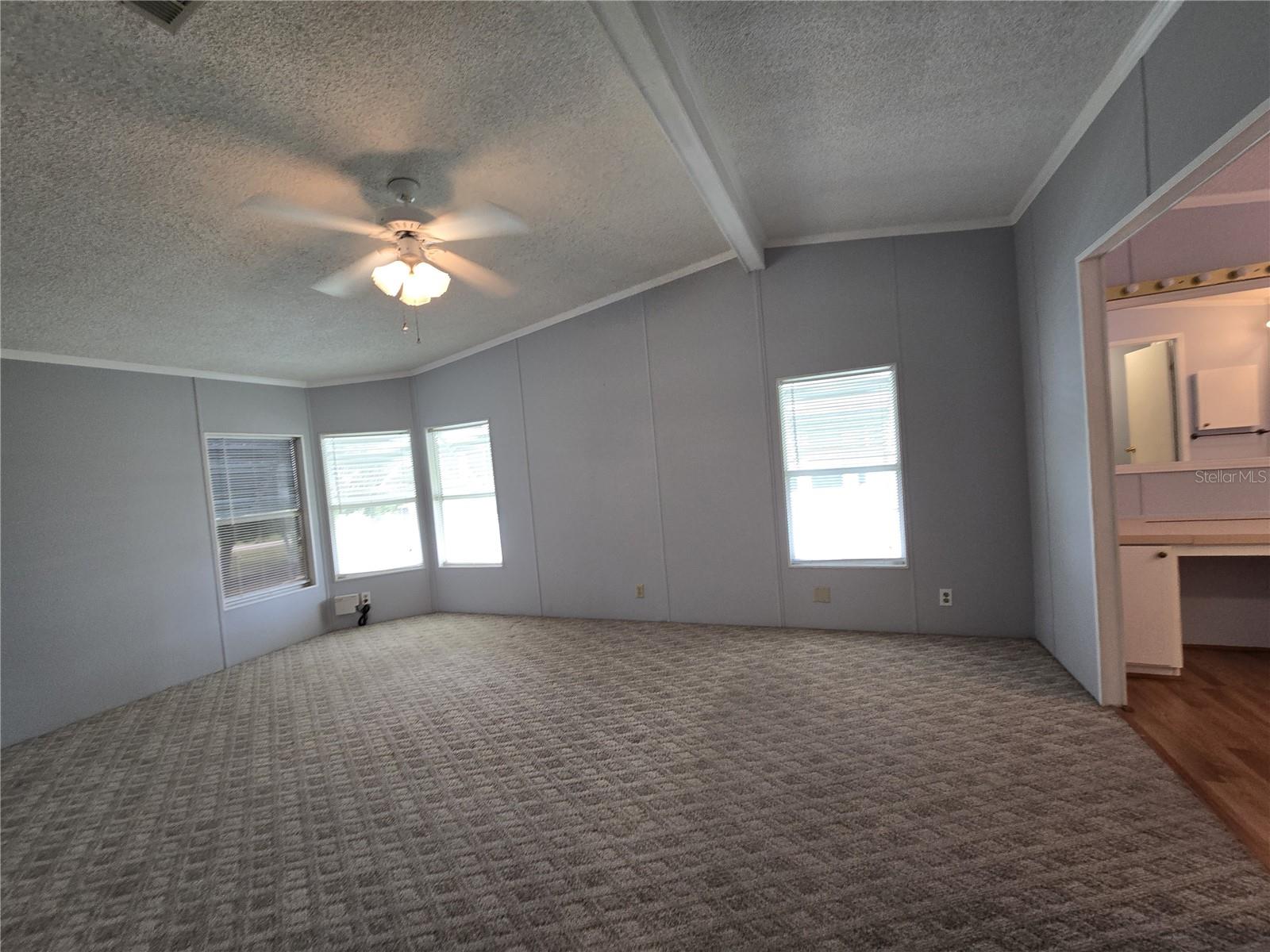4122 Greenbluff Rd #821 Property Photo 12