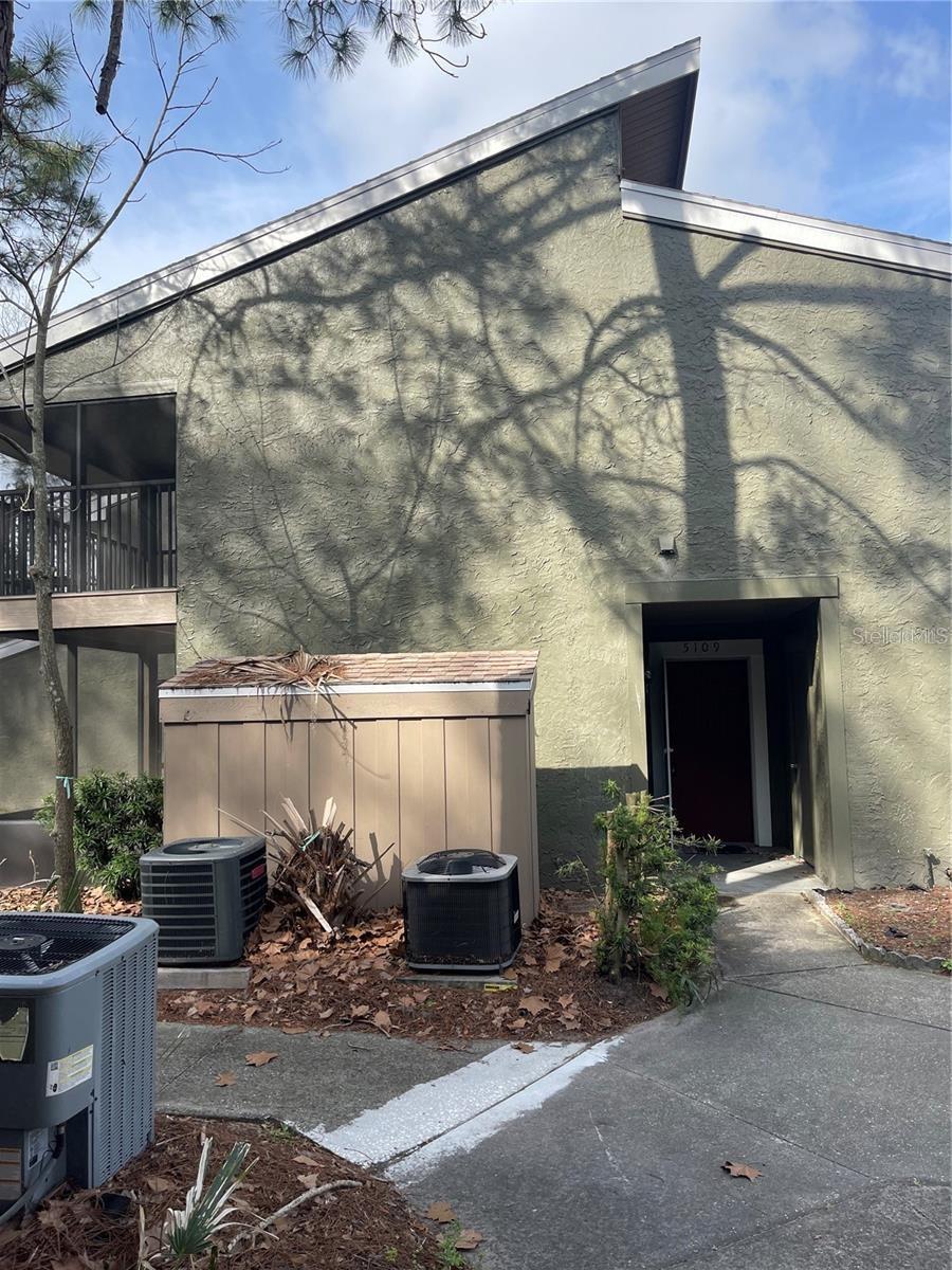5109 Eaglesmere Dr #11a Property Photo 1