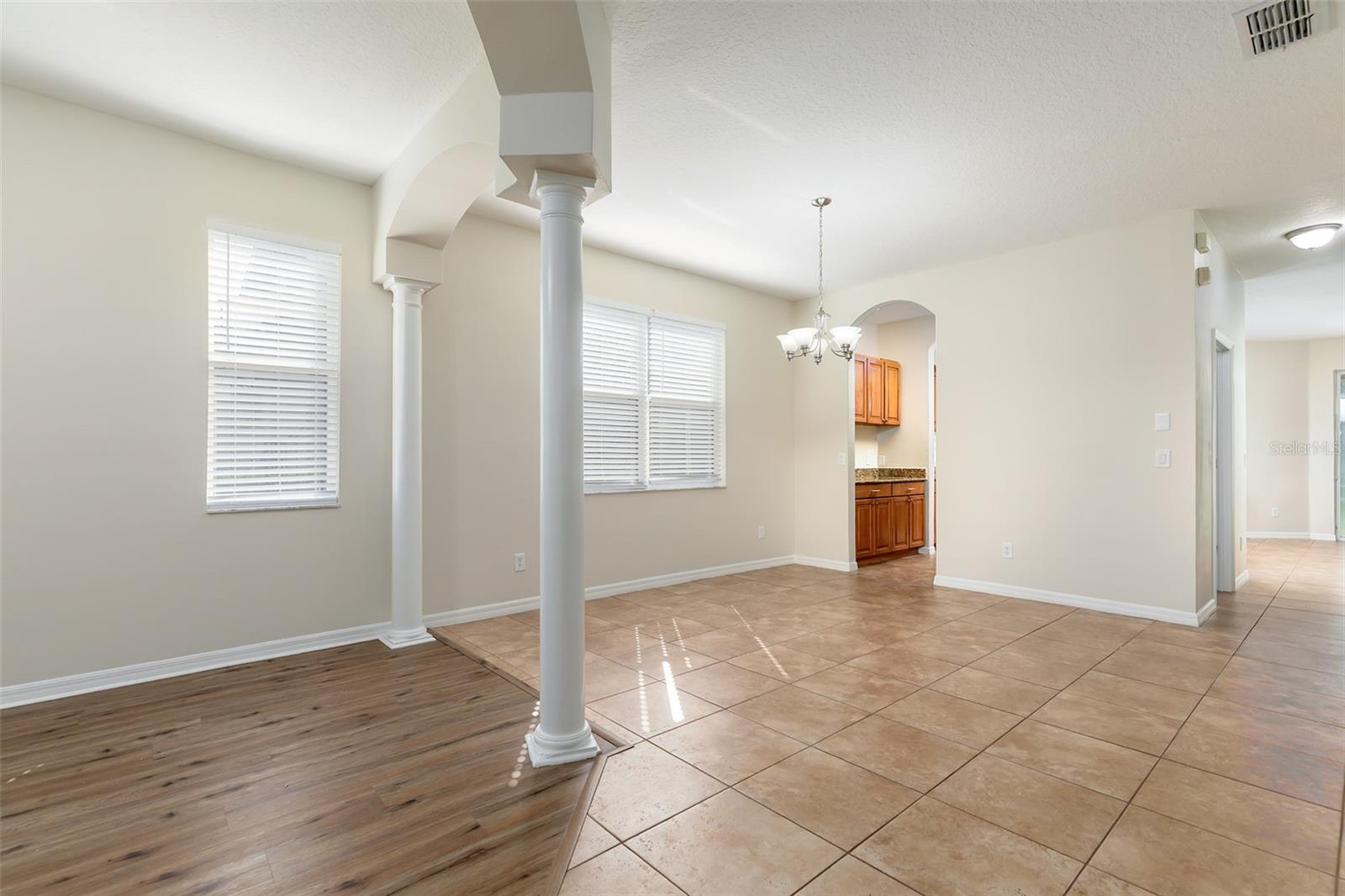 13844 Amelia Pond Dr Property Photo 10