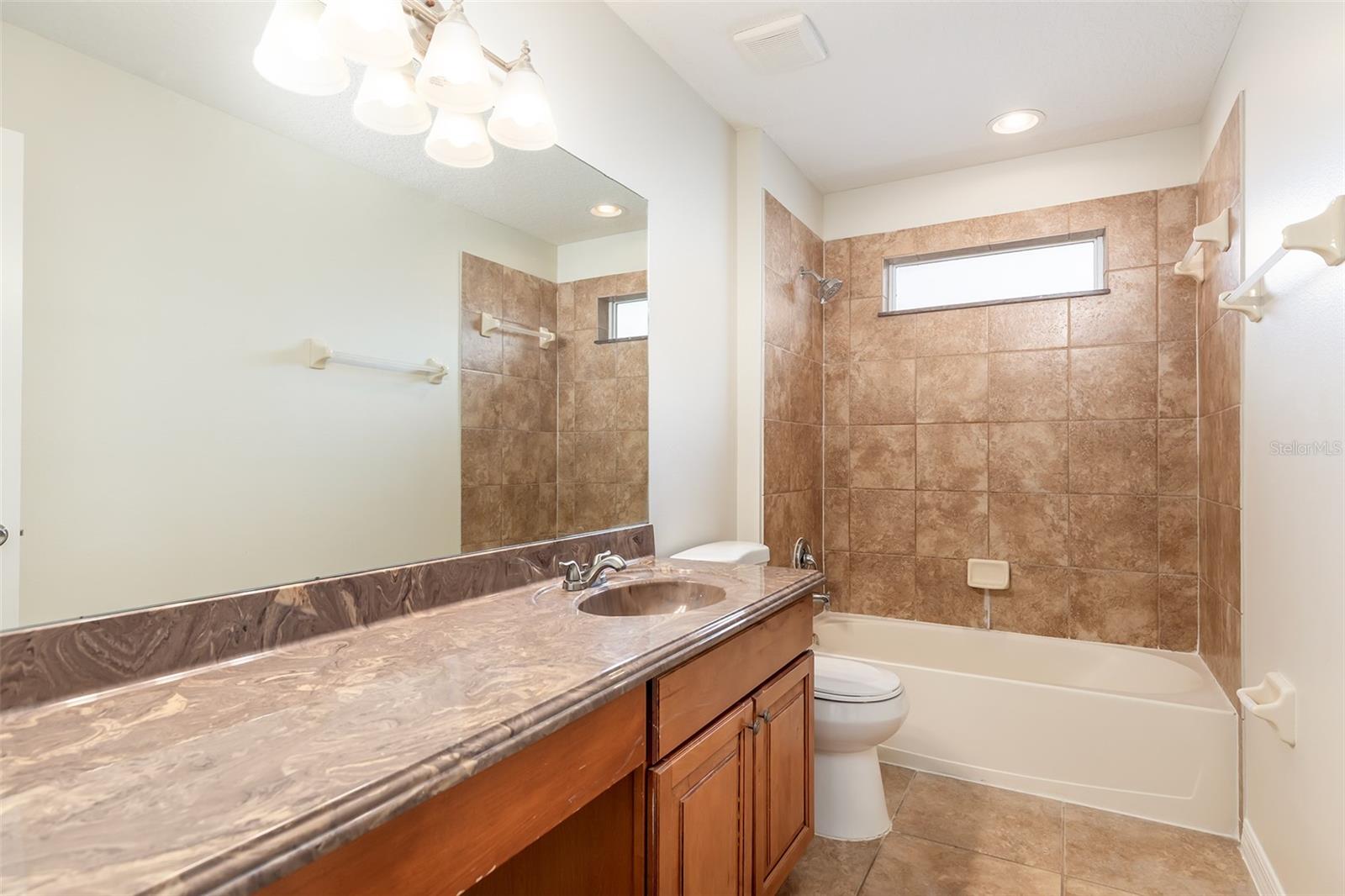 13844 Amelia Pond Dr Property Photo 25