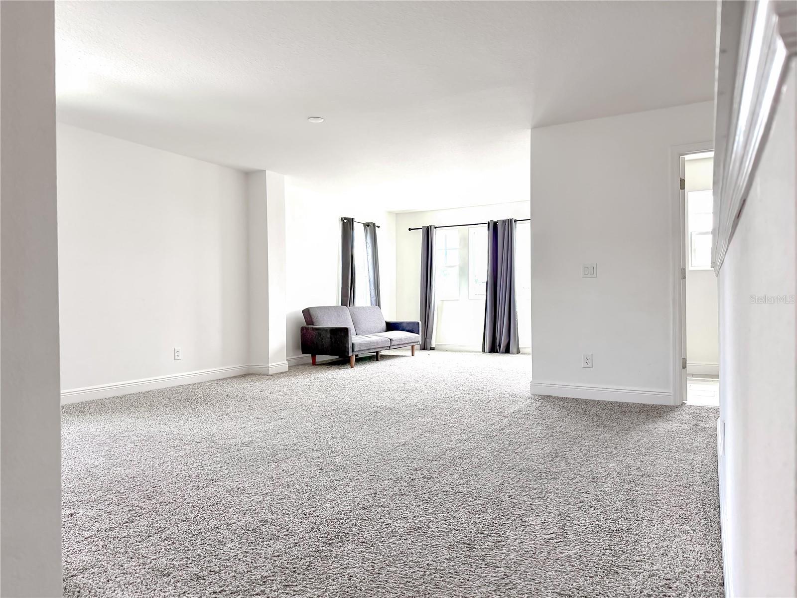 5063 Down Ct Property Photo 10