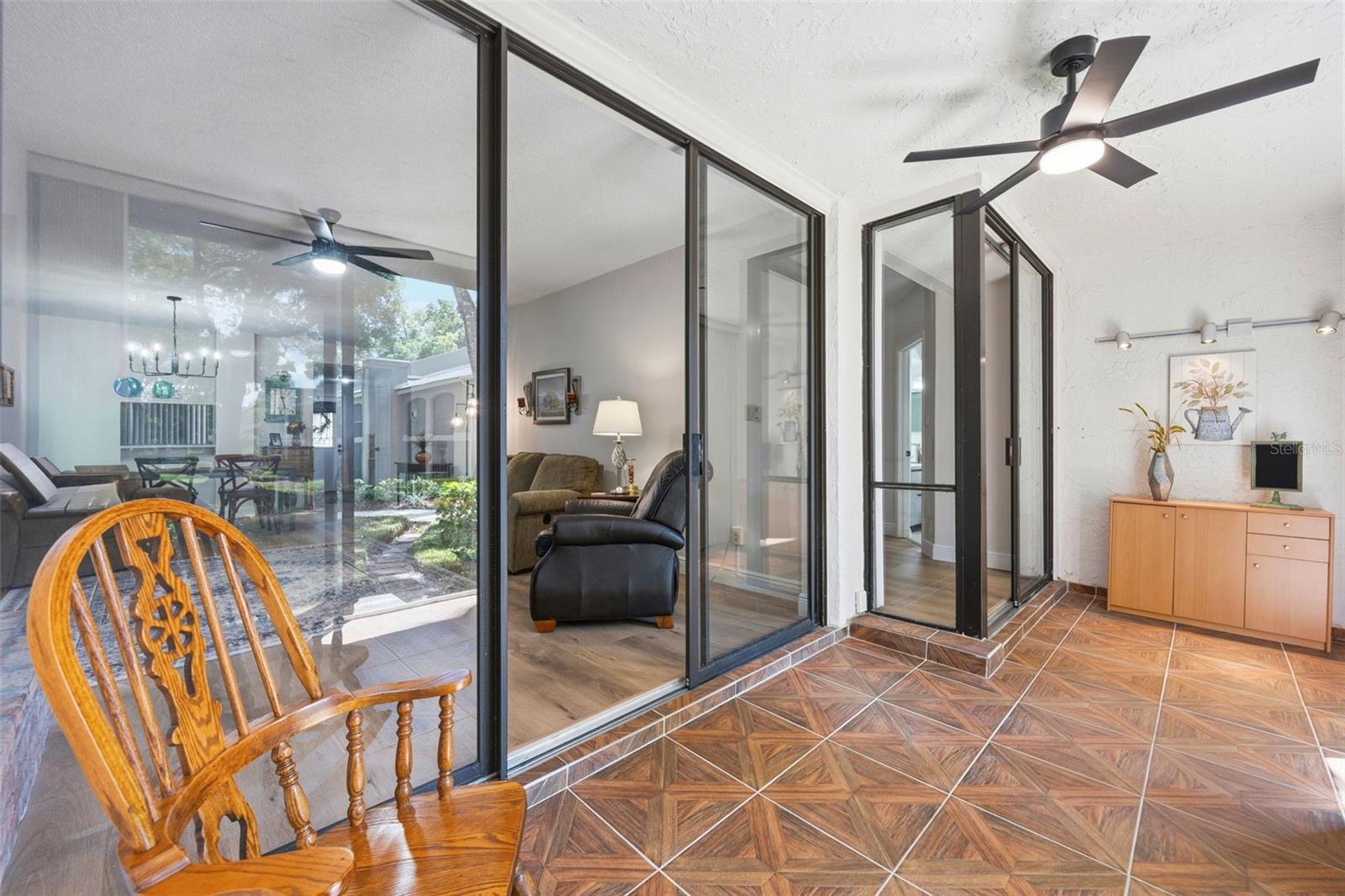1055 Kensington Park Dr #808 Property Photo 20