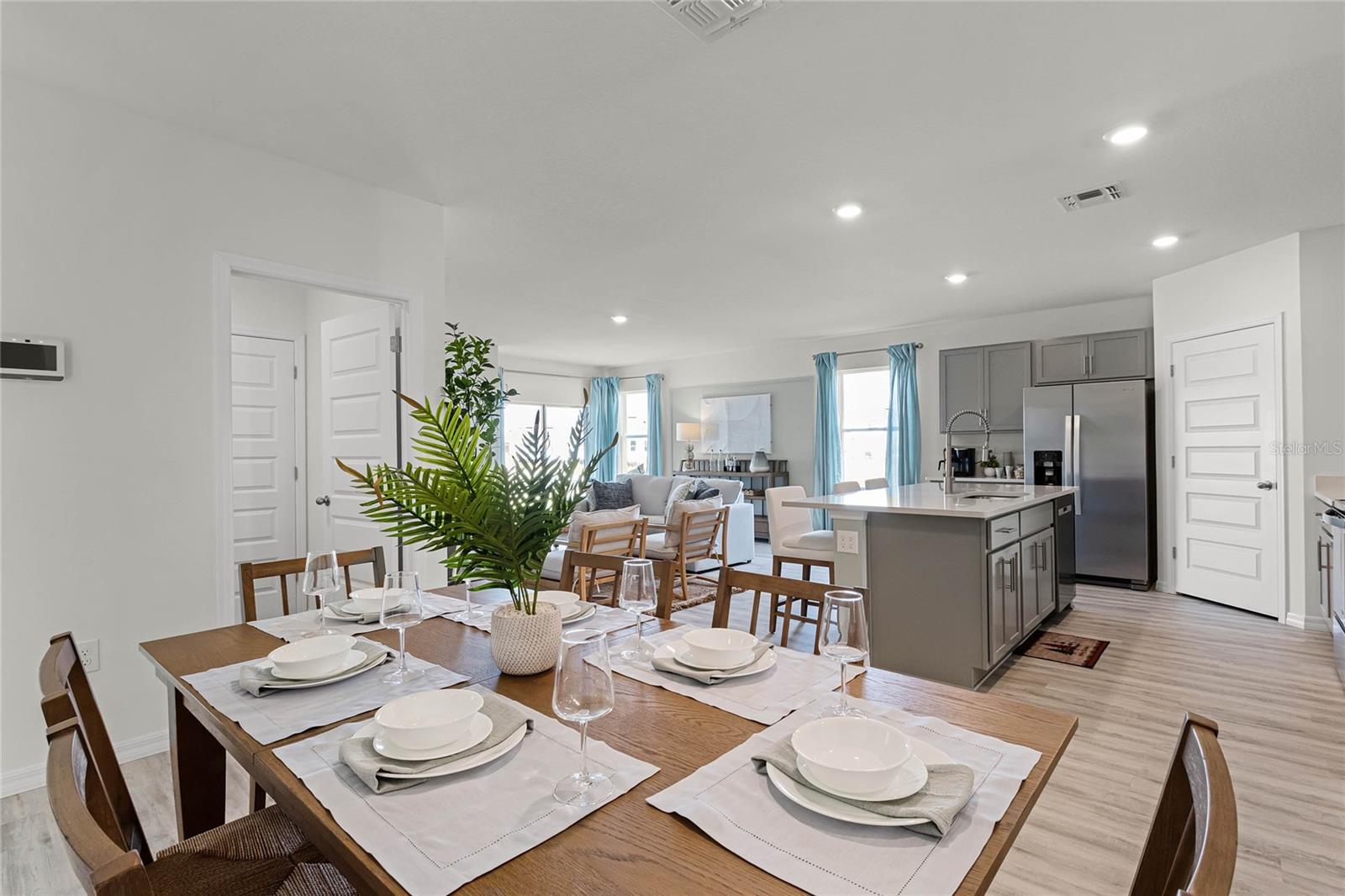 7851 Forrest Fox Way Property Photo 4