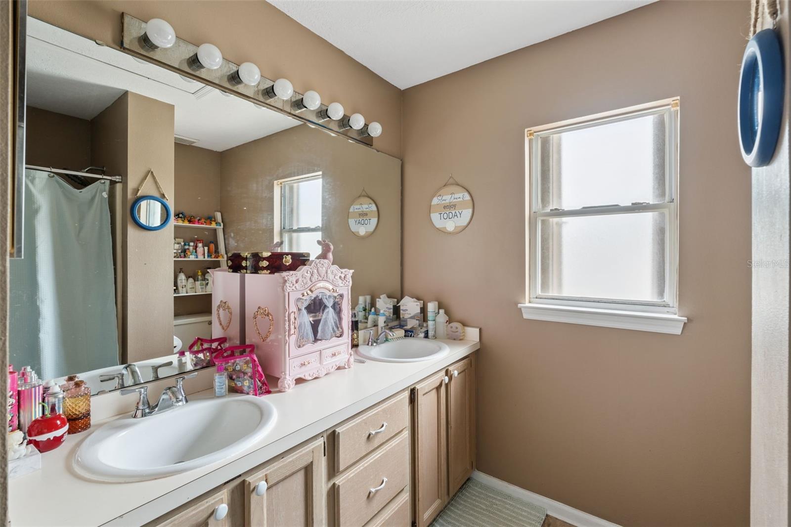 4485 Weeping Willow Cir Property Photo 17