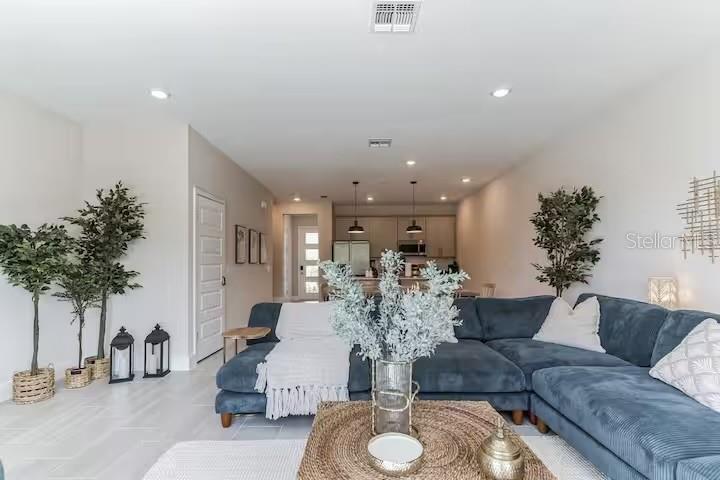 7842 Spectrum Dr Property Photo 14