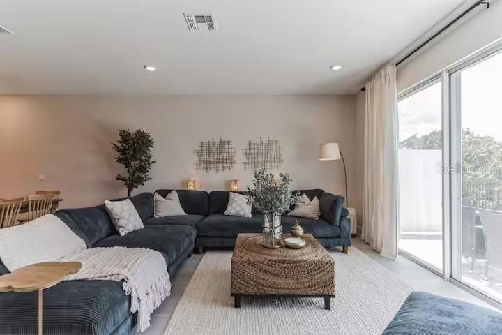 7842 Spectrum Dr Property Photo 15